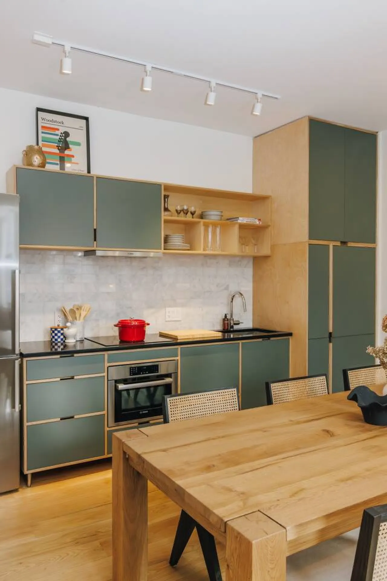 Luxurious Penthouse, No Expenses Spared OTR Palace 9