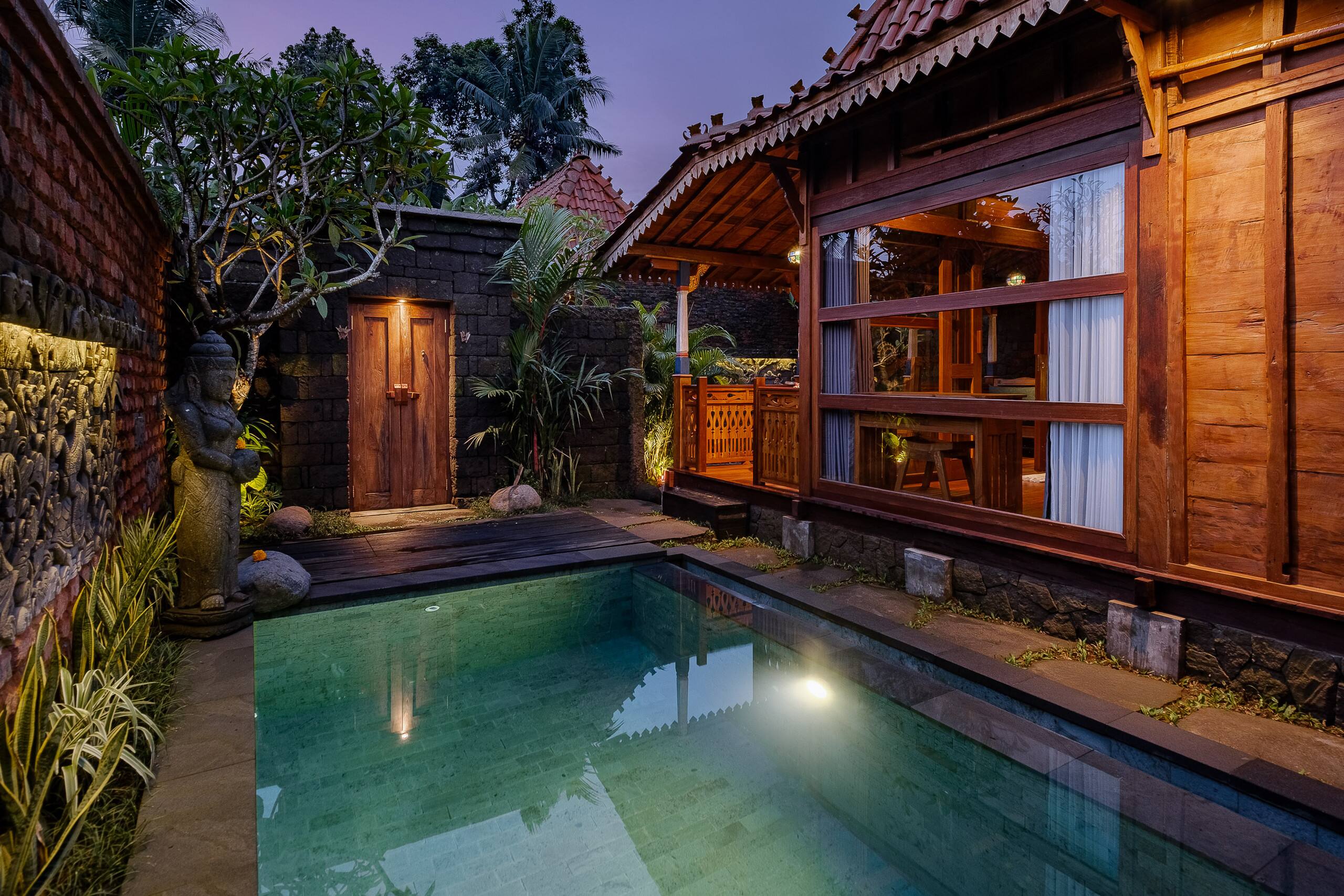 Hidden Classic 1BR Wooden Private Pool Villa