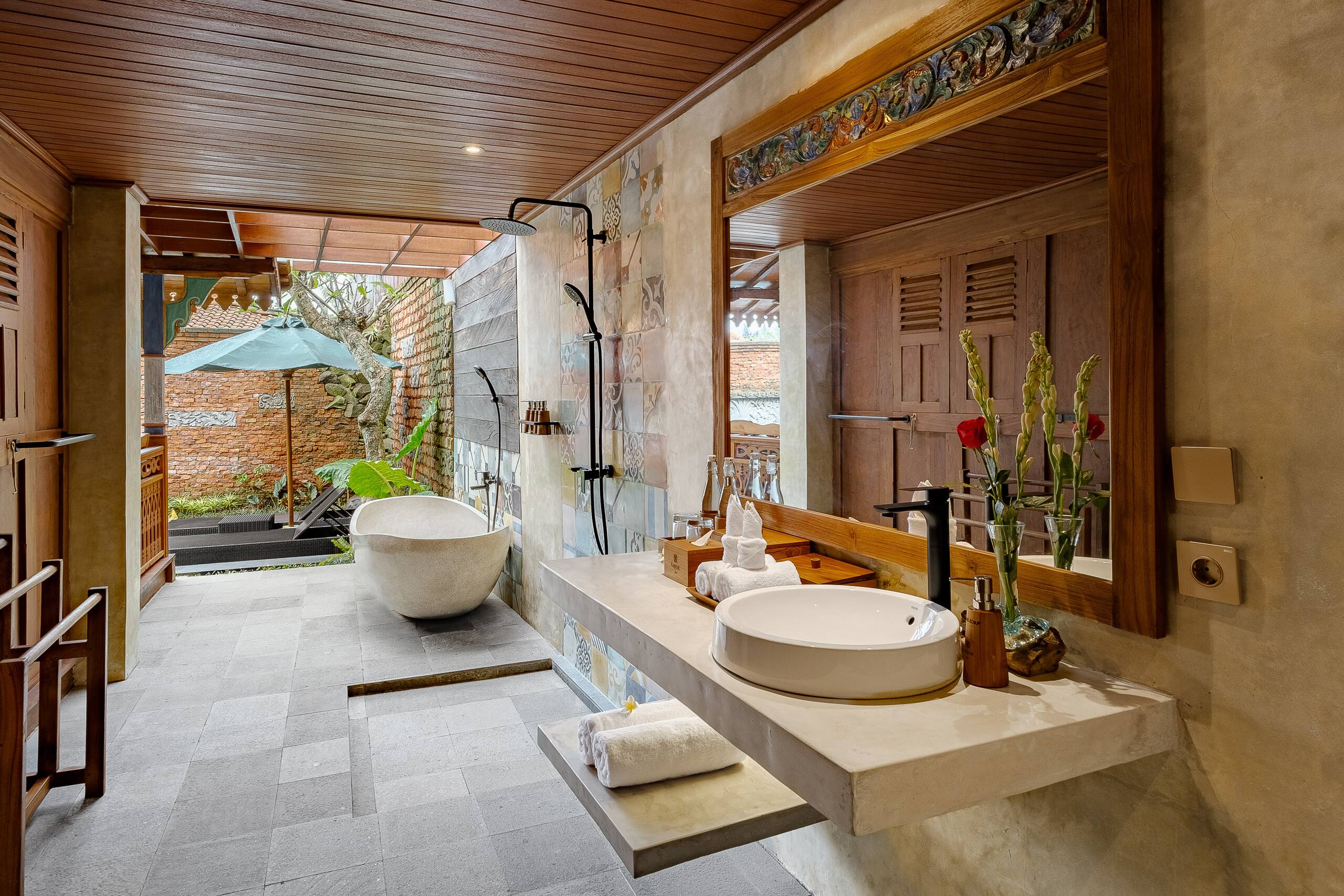 Hidden Classic 1BR Wooden Private Pool Villa 12