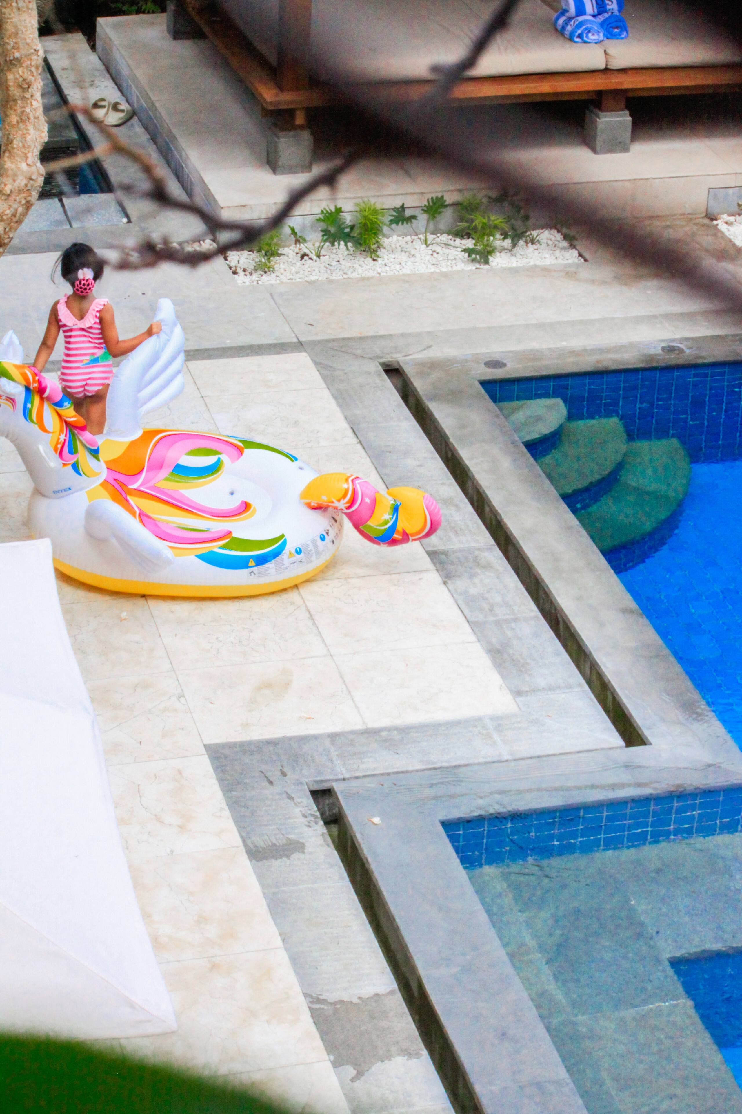 Jos Villa - 7Br Luxury by Batu Bolong Beach 6