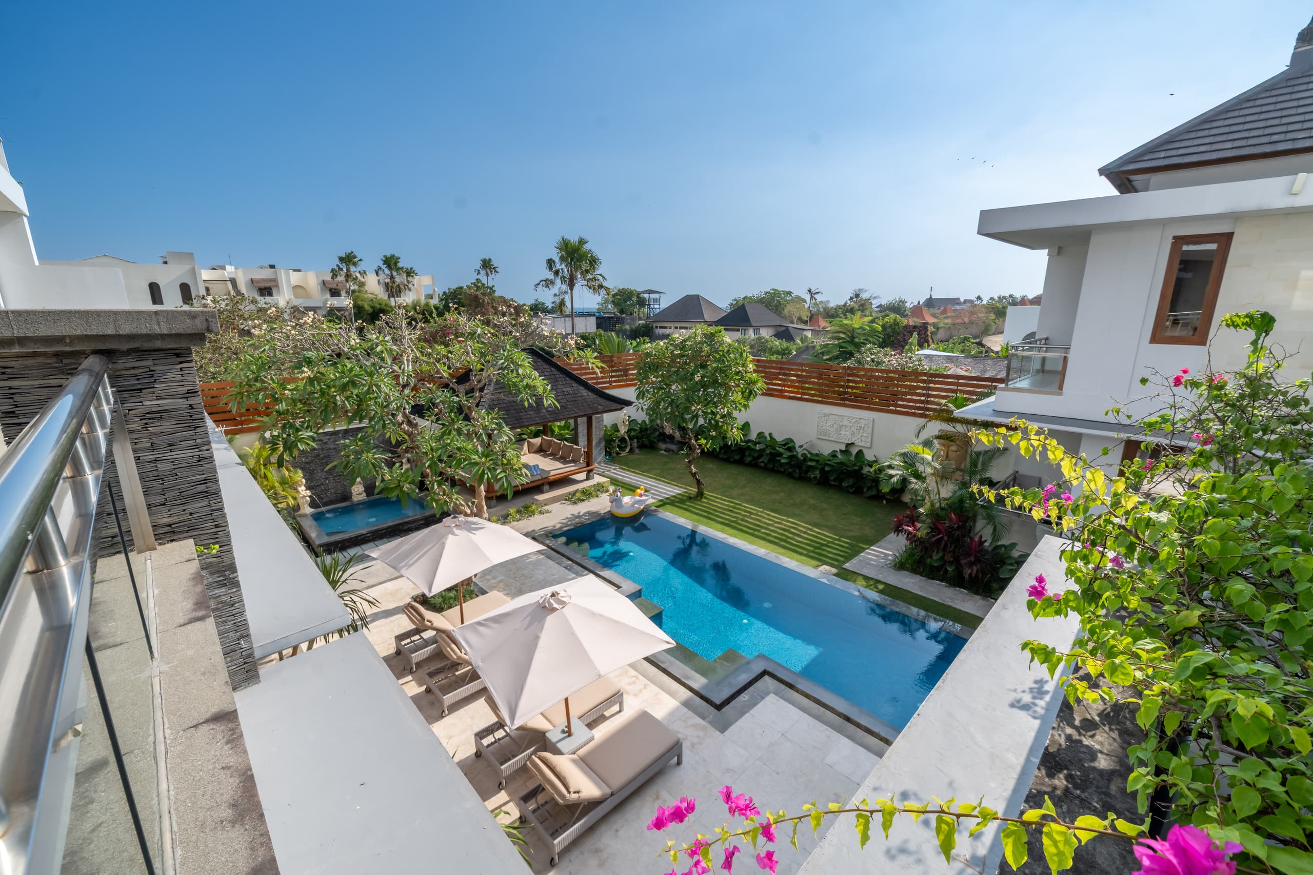 Jos Villa - 7Br Luxury by Batu Bolong Beach 7