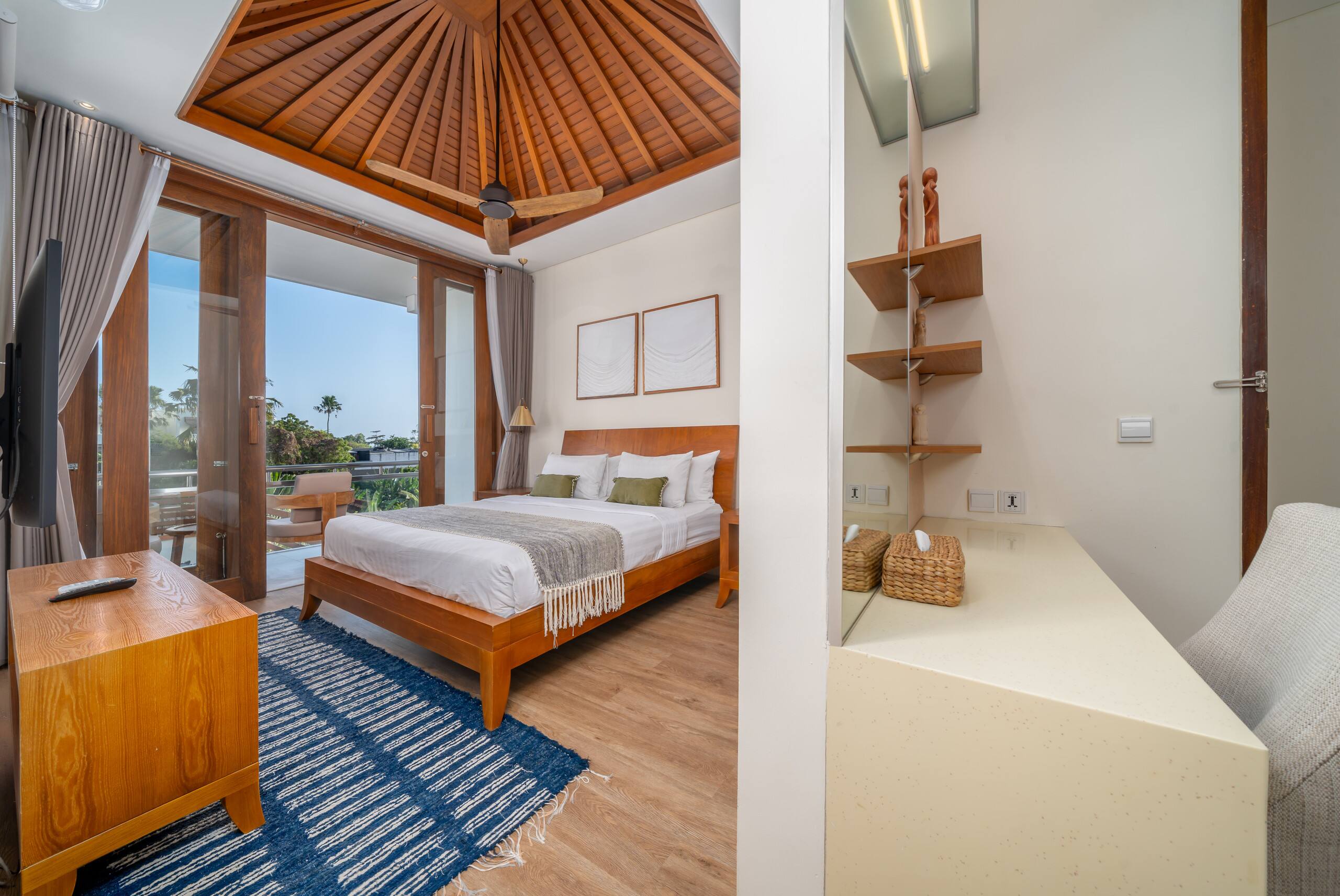 Jos Villa - 7Br Luxury by Batu Bolong Beach 34