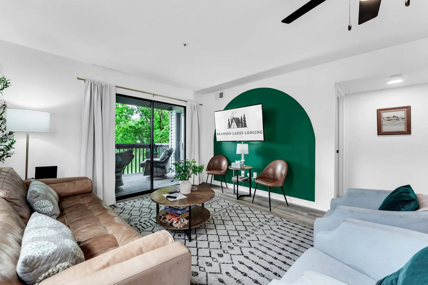 Indoor Pool/Bunk/2 King/Arcade/Foosball/Hot tub! - Apartment 2