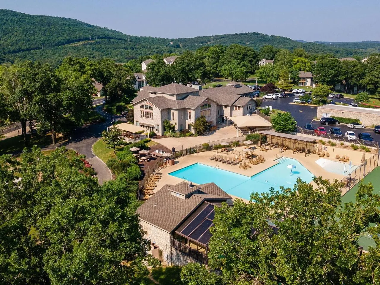 Indoor Pool/Bunk/2 King/Arcade/Foosball/Hot tub! - Apartment 11