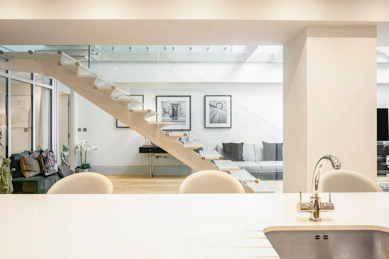 The Mayfair Glasshouse 24hr Concierge Central AC Huge Terrace Overlooking Hyde Park 17