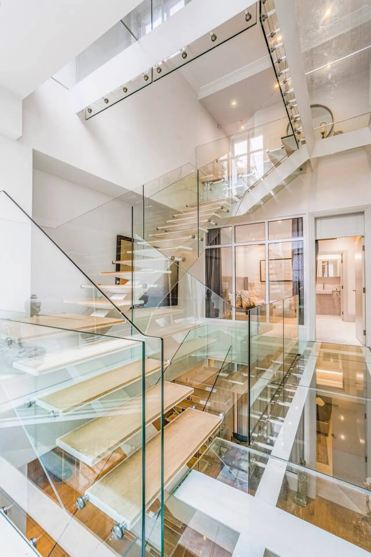 The Mayfair Glasshouse 24hr Concierge Central AC Huge Terrace Overlooking Hyde Park 6