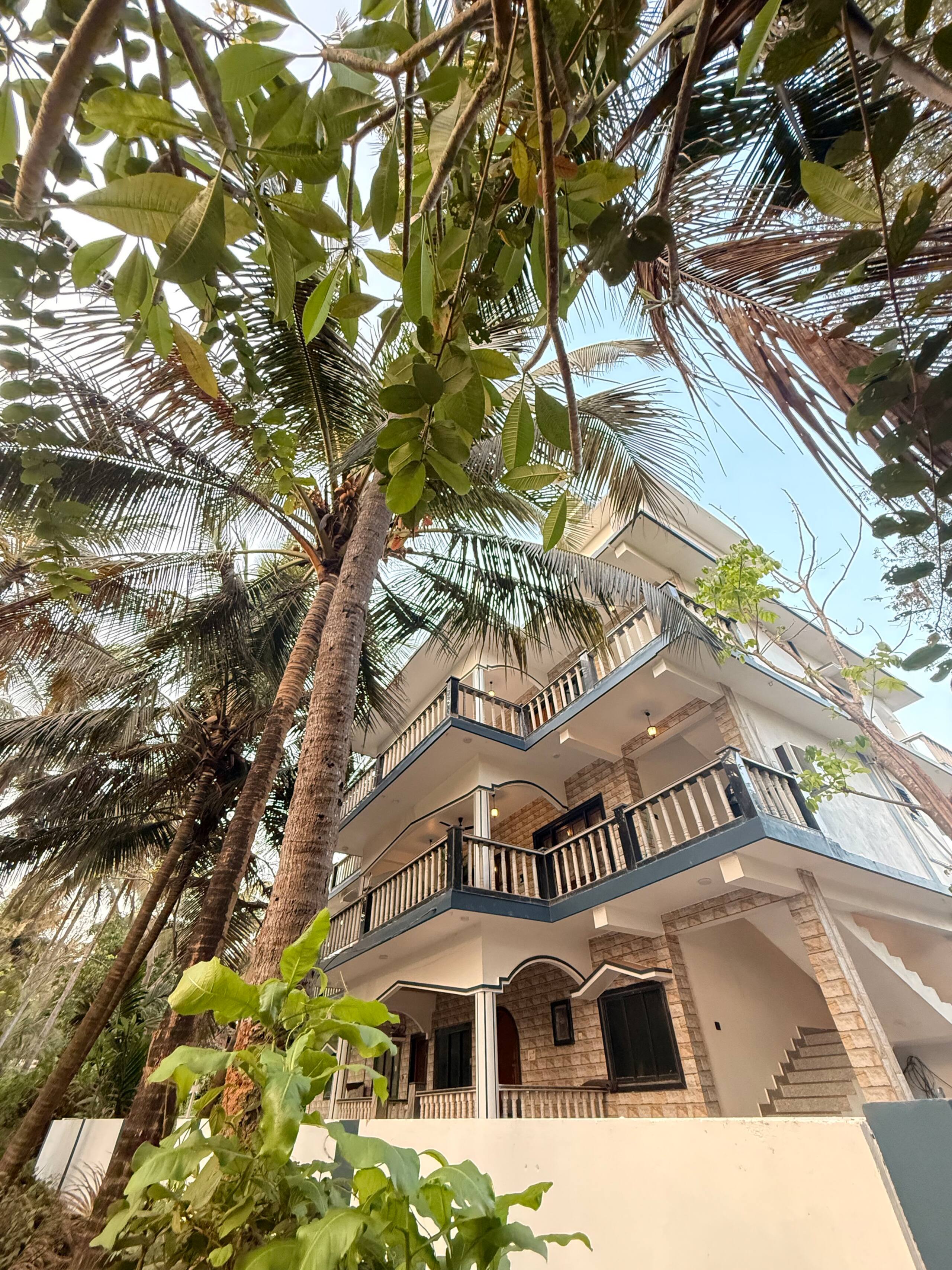 Luna | 1 BHK Compact Apartment | With Power Backup