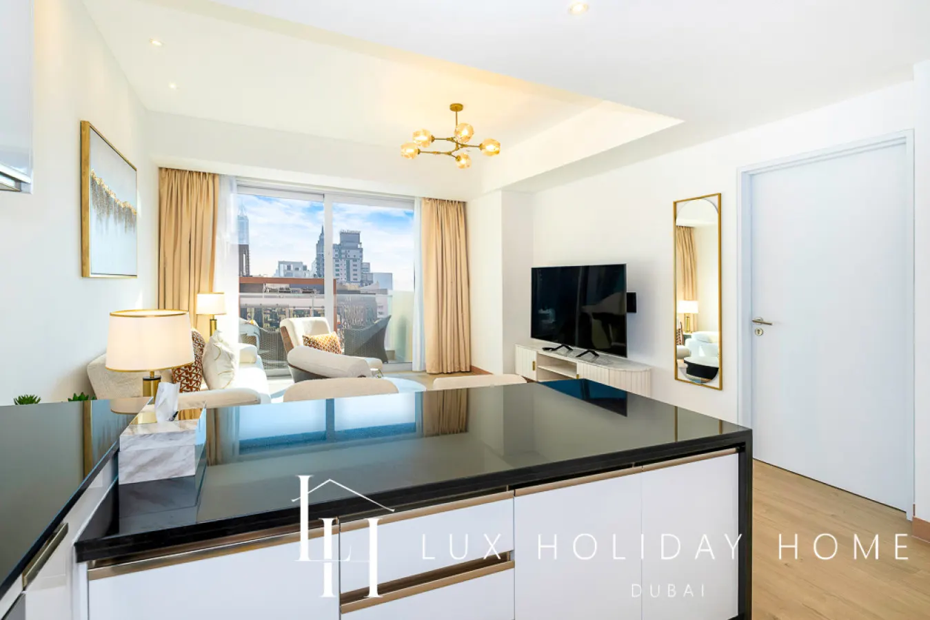 LUX The JW Marina Suite 2 20