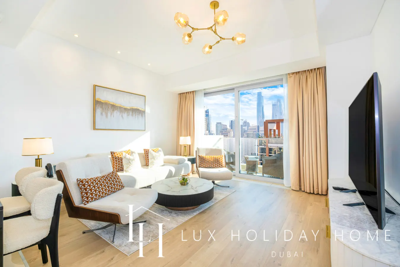 LUX The JW Marina Suite 2 8