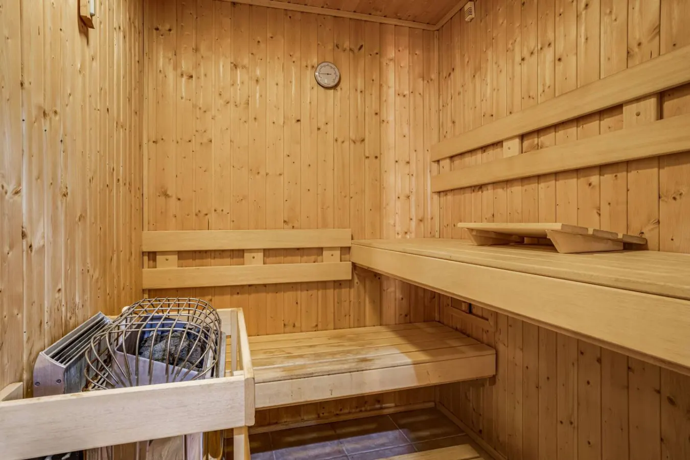 Luxury Mtn Cabin Game Room, Sauna & Fire Pit 6