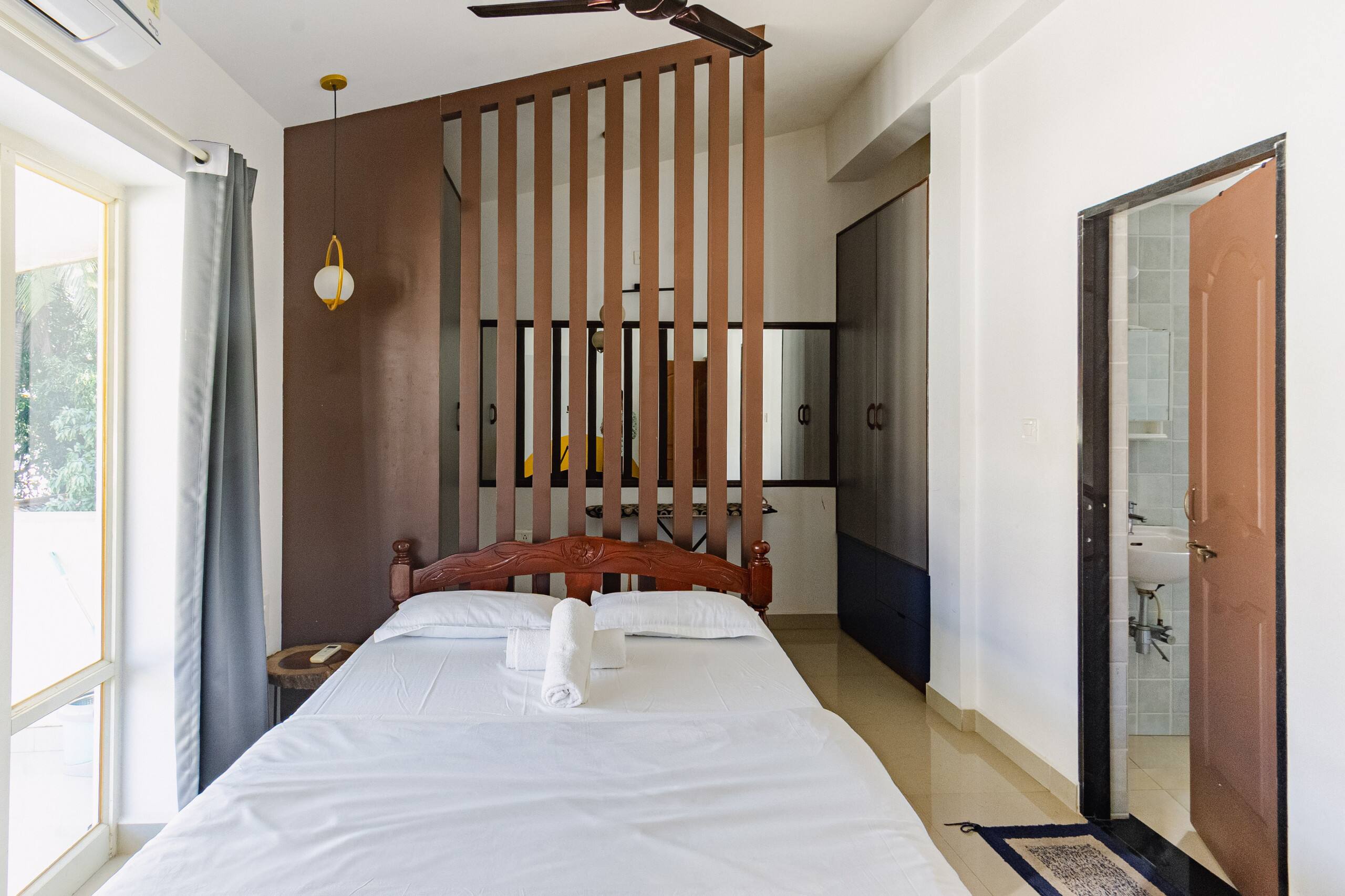 Avshata by Akaya Collective |1BHK| 4 Min to Beach 13