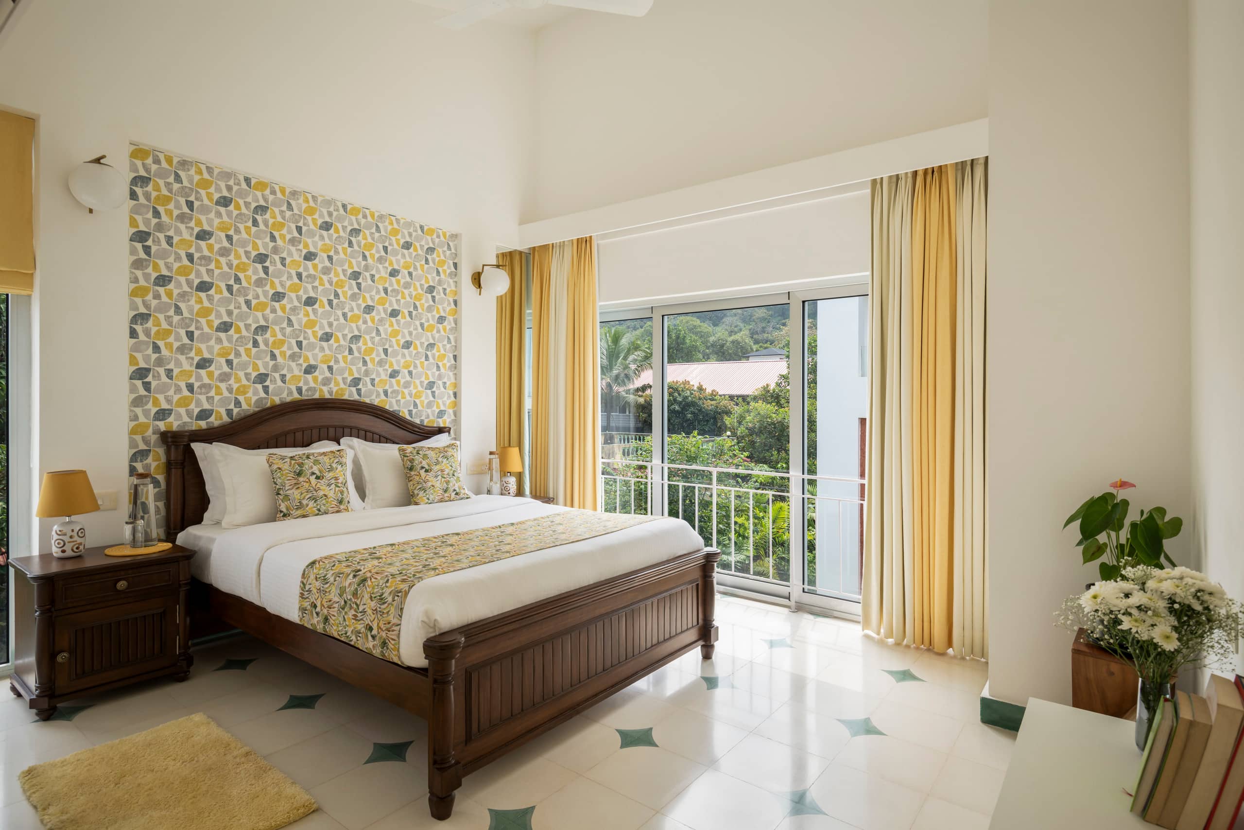 ElTesoro Sunlit 2BHK w/ Spacious Private Terrace — photo 3