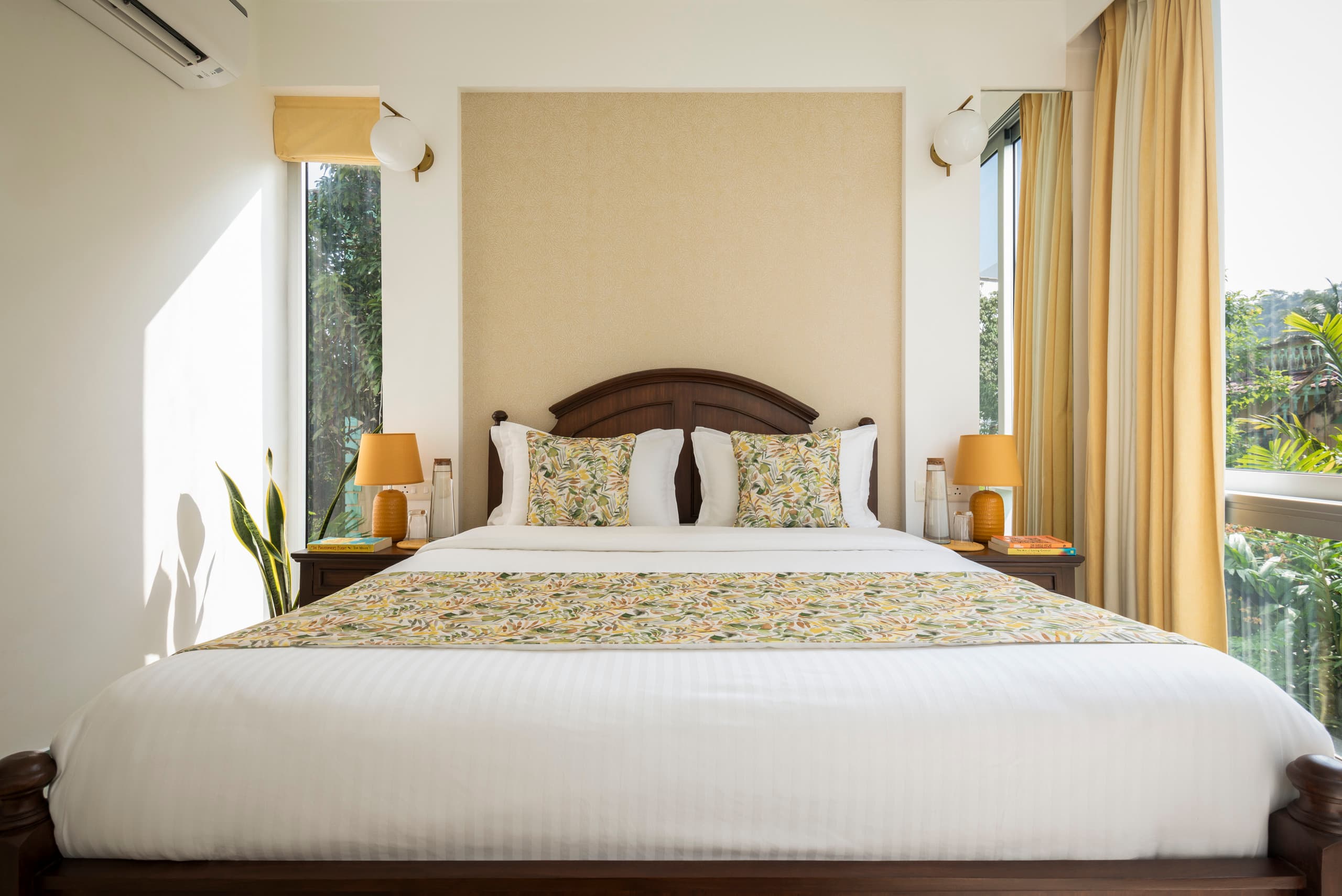 ElTesoro Sunlit 2BHK w/ Spacious Private Terrace 22