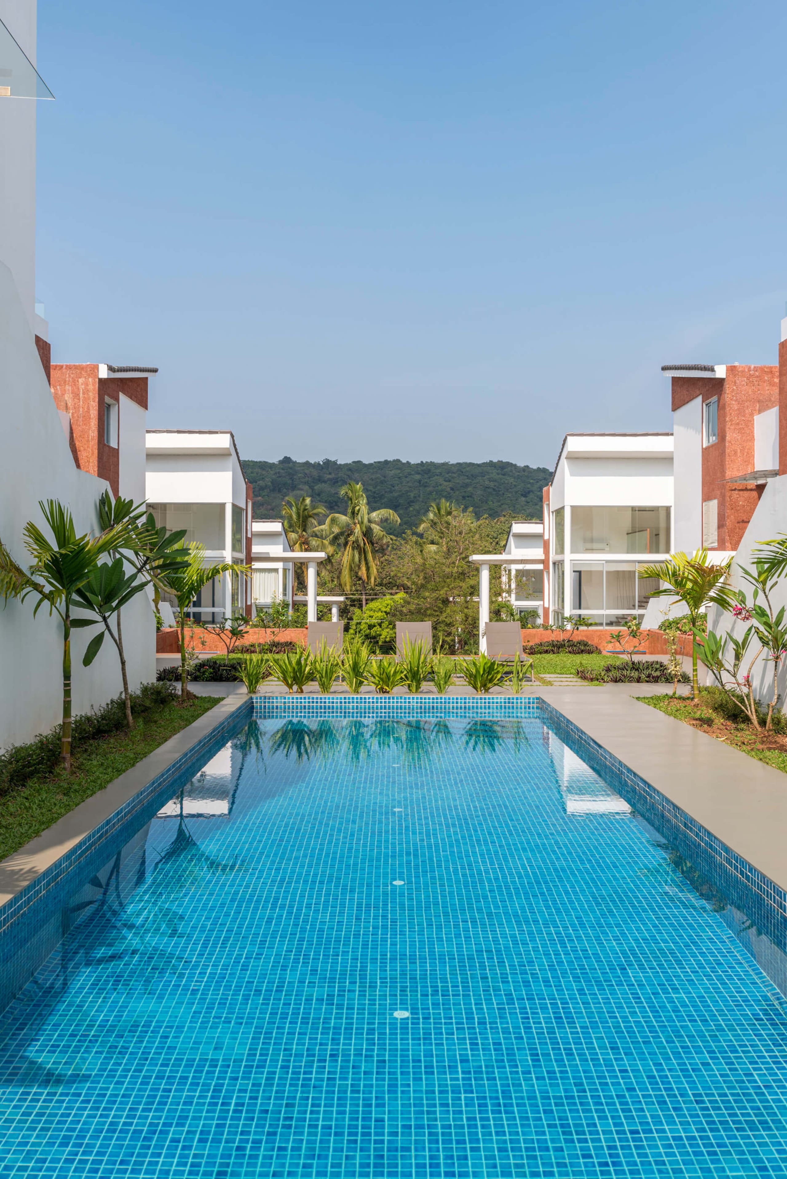 ElTesoro Sunlit 2BHK w/ Spacious Private Terrace 31