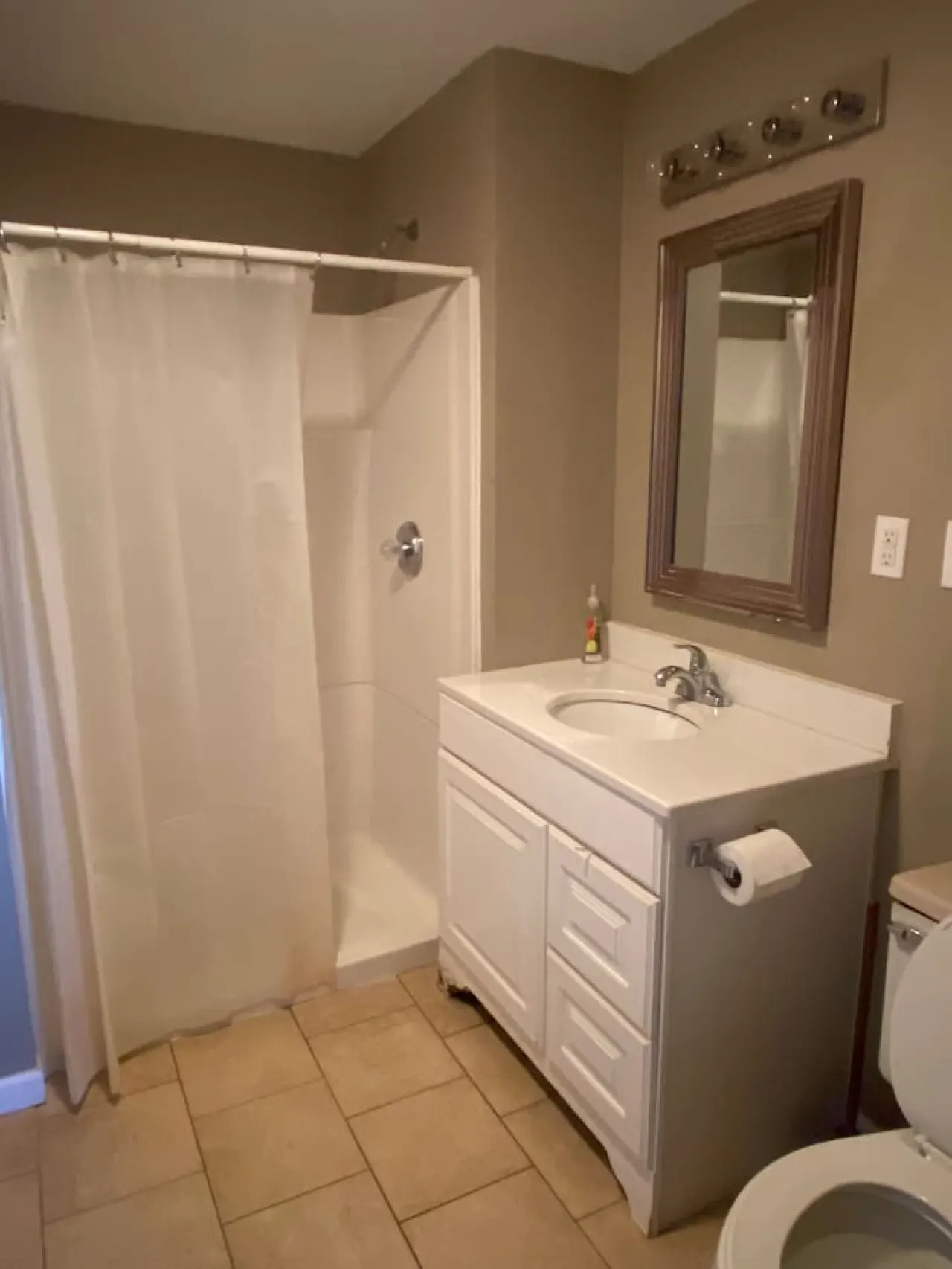 Beach House w/ VIP pkg- Bachelor Parties welcome! 6