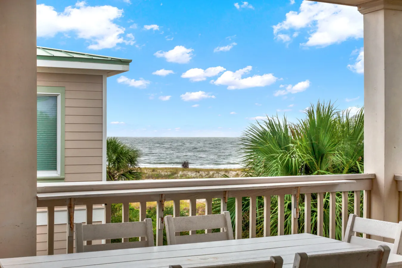 4 Bed 5 Bath Luxury Beach Front Home w/Ocean Views — photo 3
