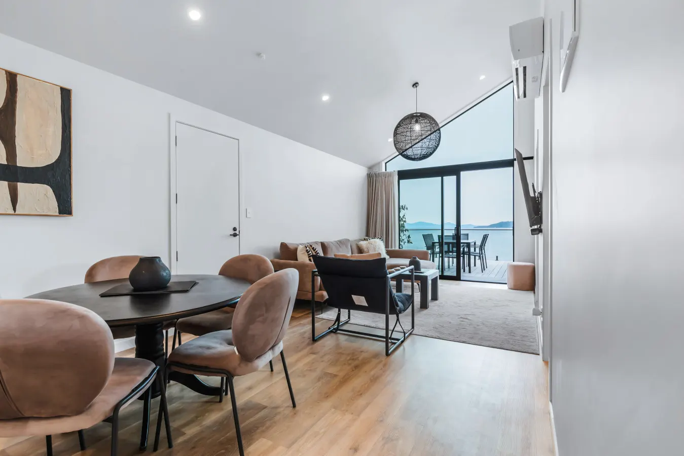 Roam Taupo Upper Terrace Unit 4 - Spa Pool 18