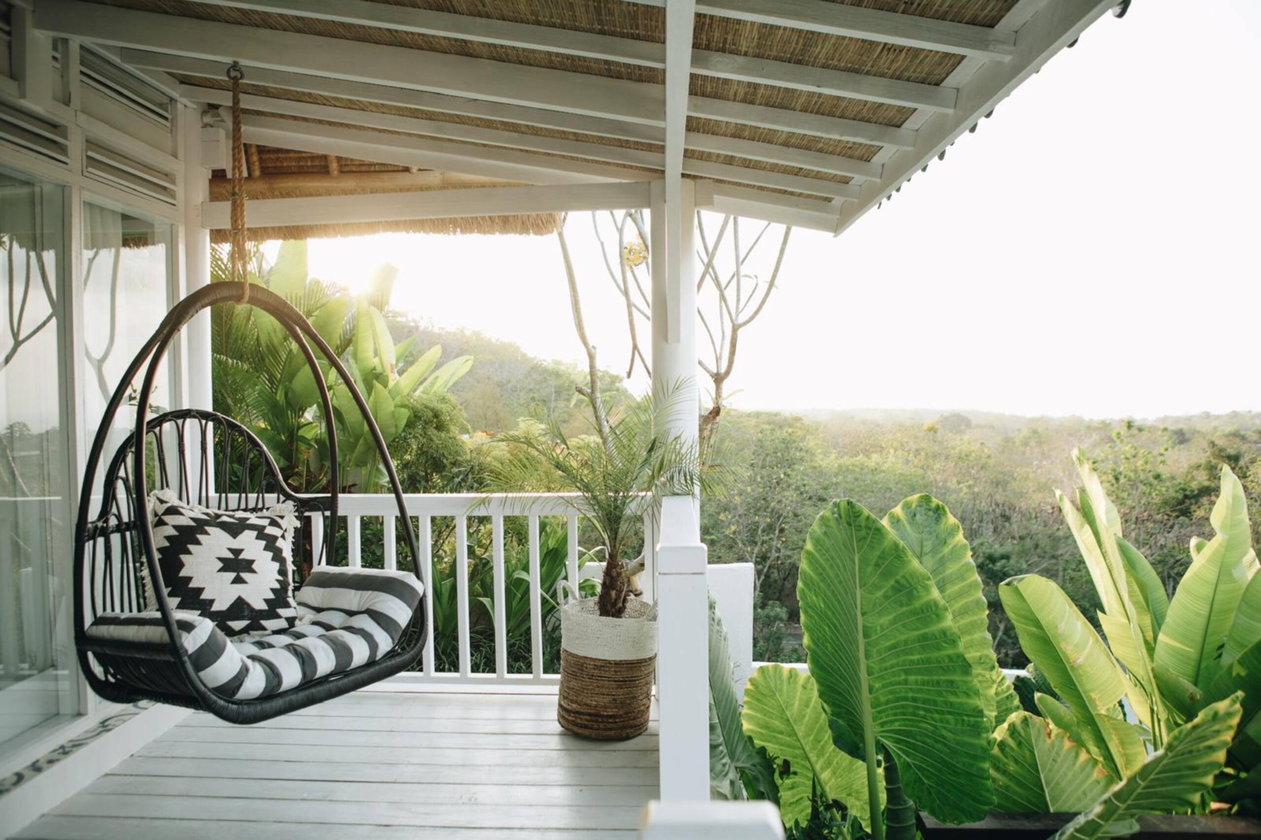 Charming Jineng with pool and amazing sea view - Boutique hotels for Rent in South Kuta, Bali, Indonesia — photo 5