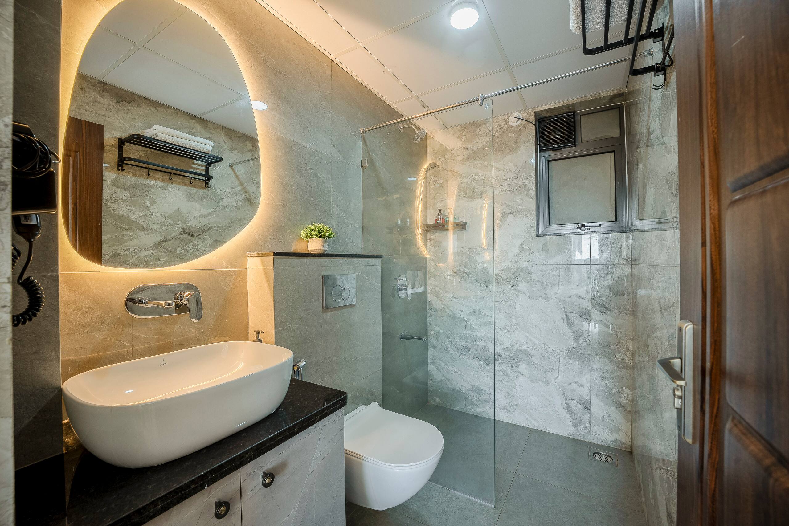 Luxury Duplex 2BHK | Pool, Gym & Prime Candolim T7 16