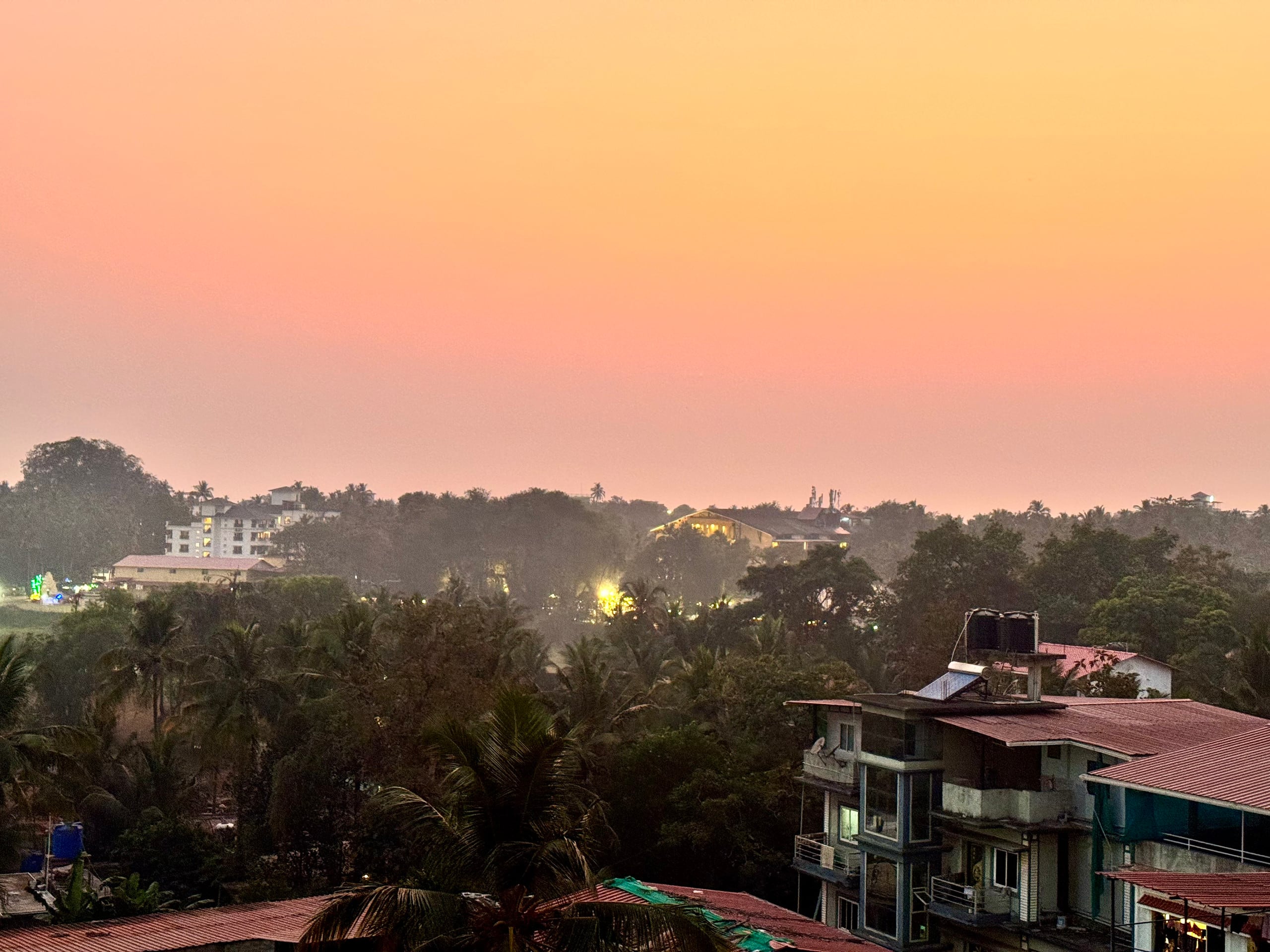 Luxury Duplex 2BHK | Pool, Gym & Prime Candolim T7 18