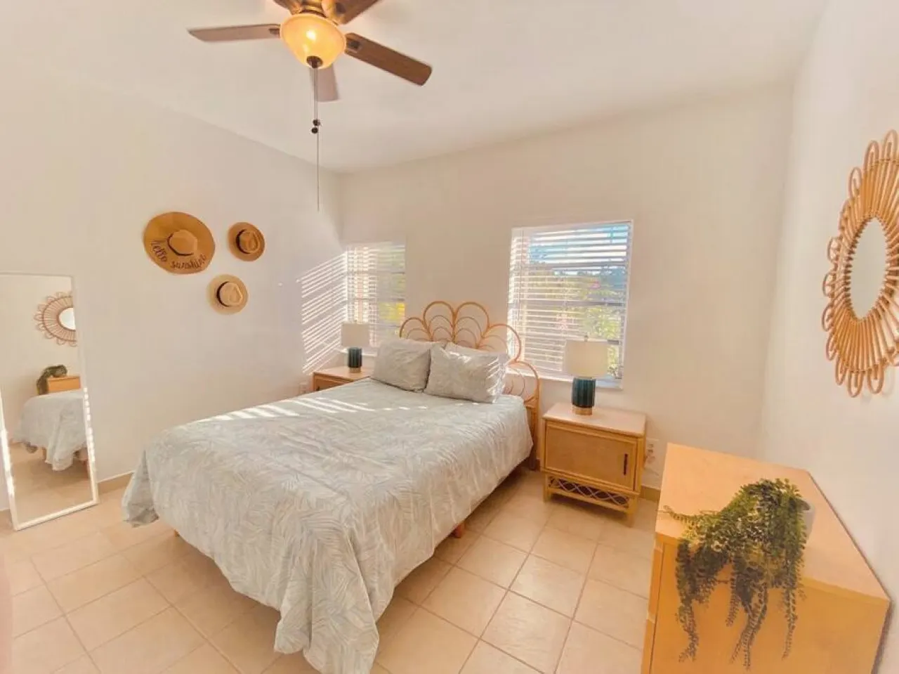 2BR Little Havana Walk to Calle Ocho Parking 7