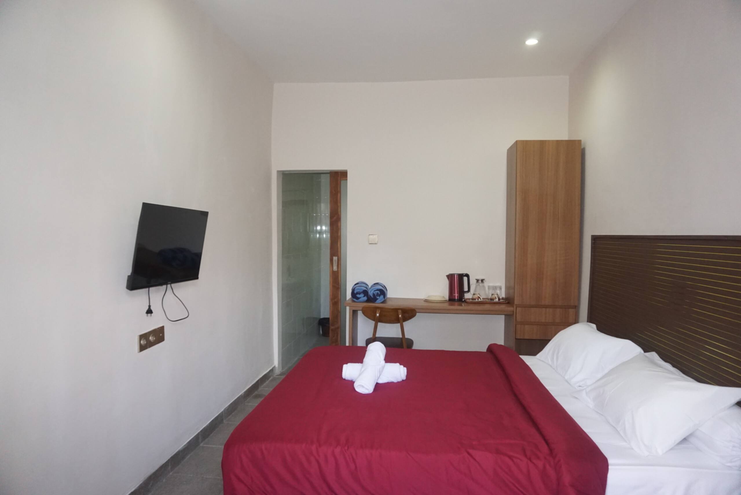 Modern Cozy Room in Legian 6