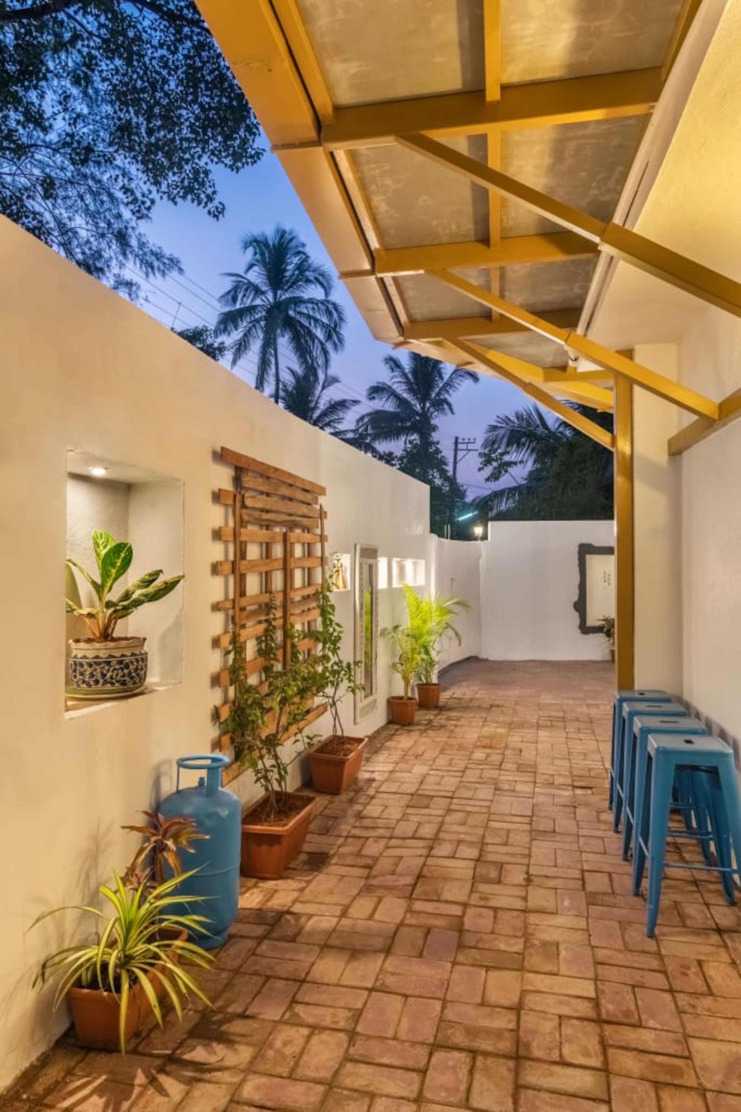 4 Bedroom Beachfront Villa In Morjim 4