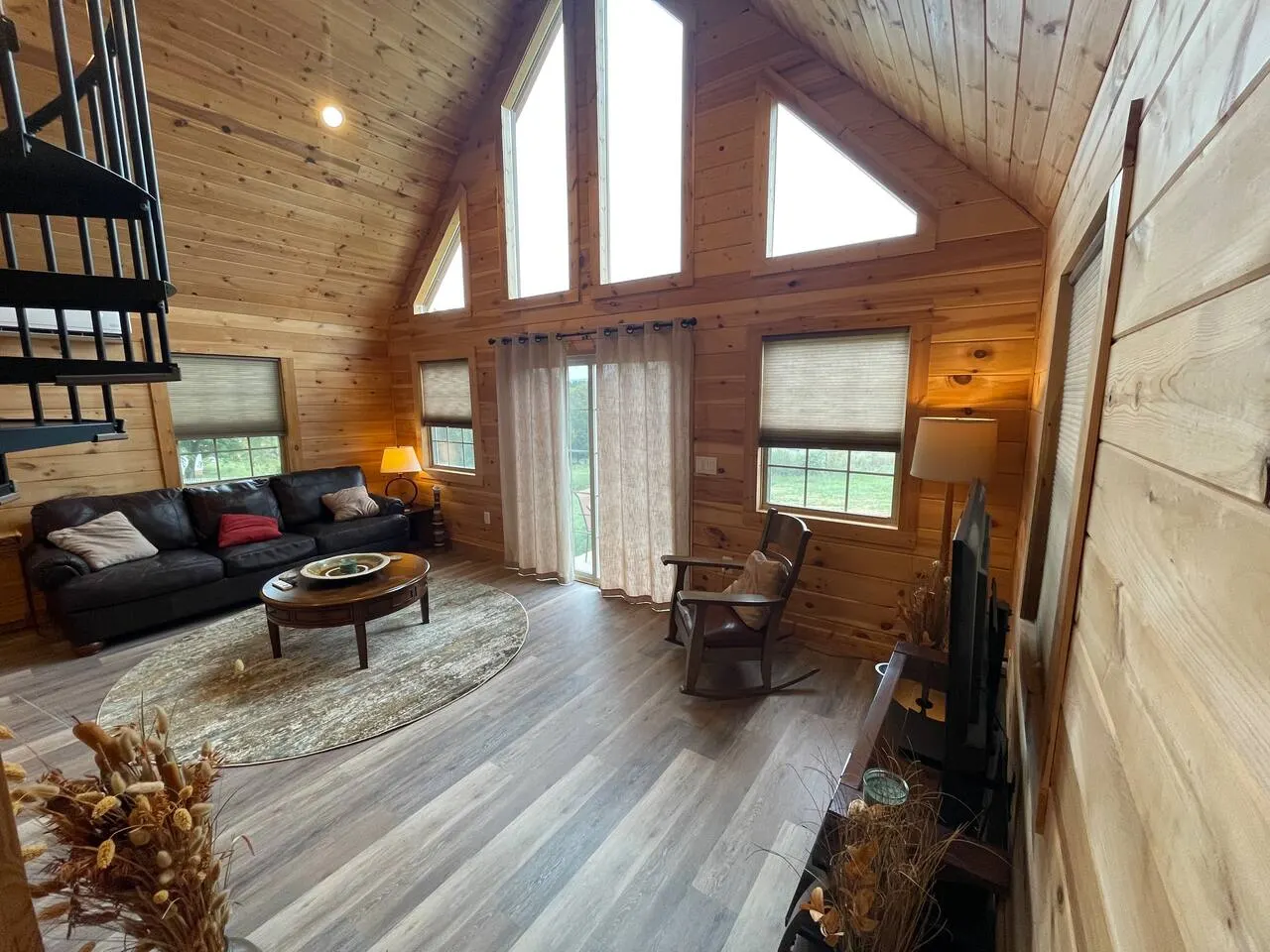 Rustic Elegance, cabin in heart of Jonesborough, TN 12