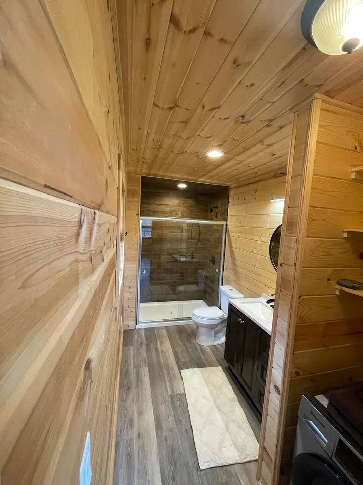Rustic Elegance, cabin in heart of Jonesborough, TN 14
