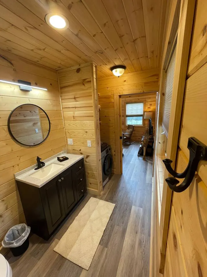 Rustic Elegance, cabin in heart of Jonesborough, TN 15