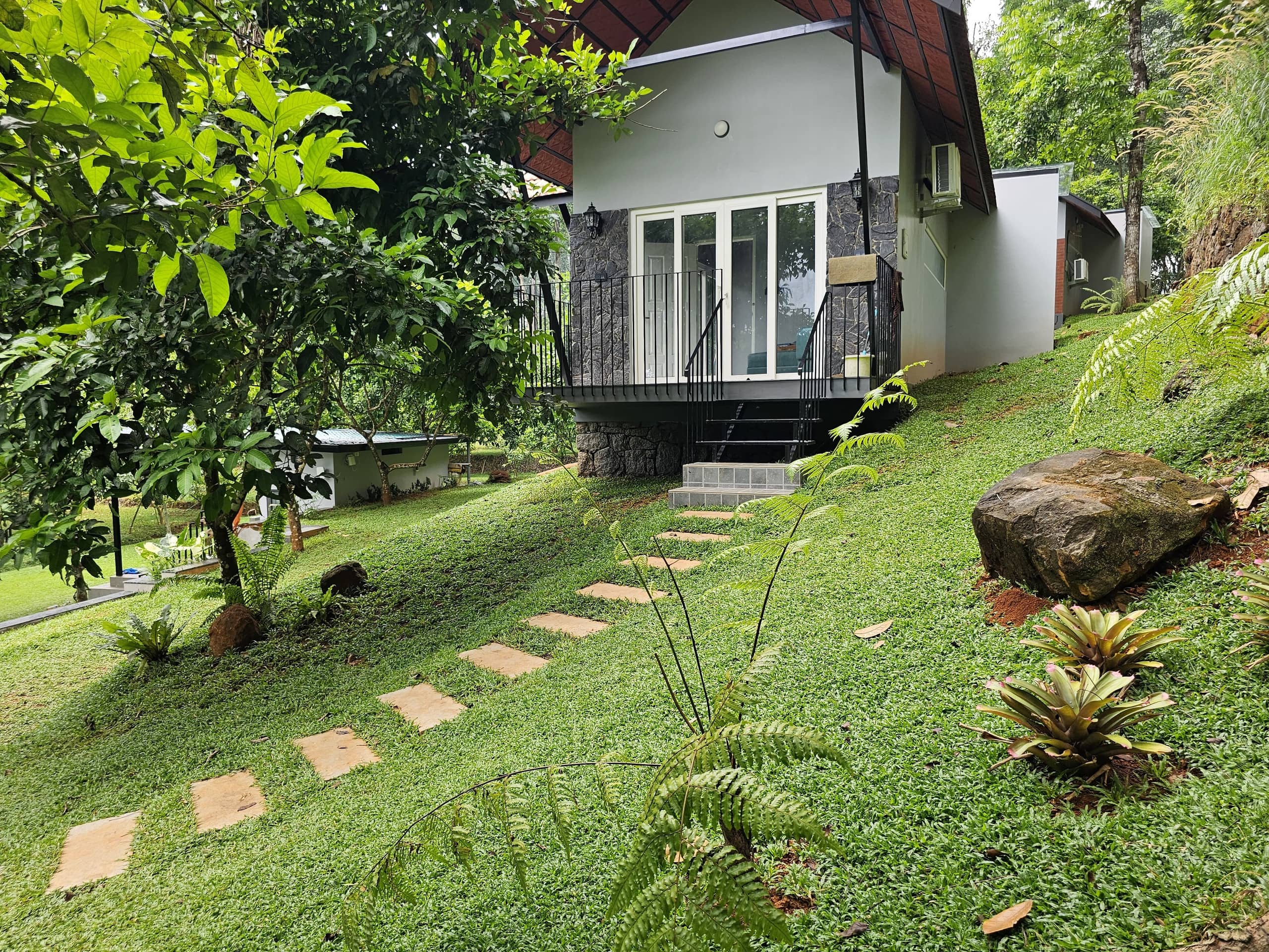 Treely Stays -Luxury Pool Cottages -Farm Stay 2