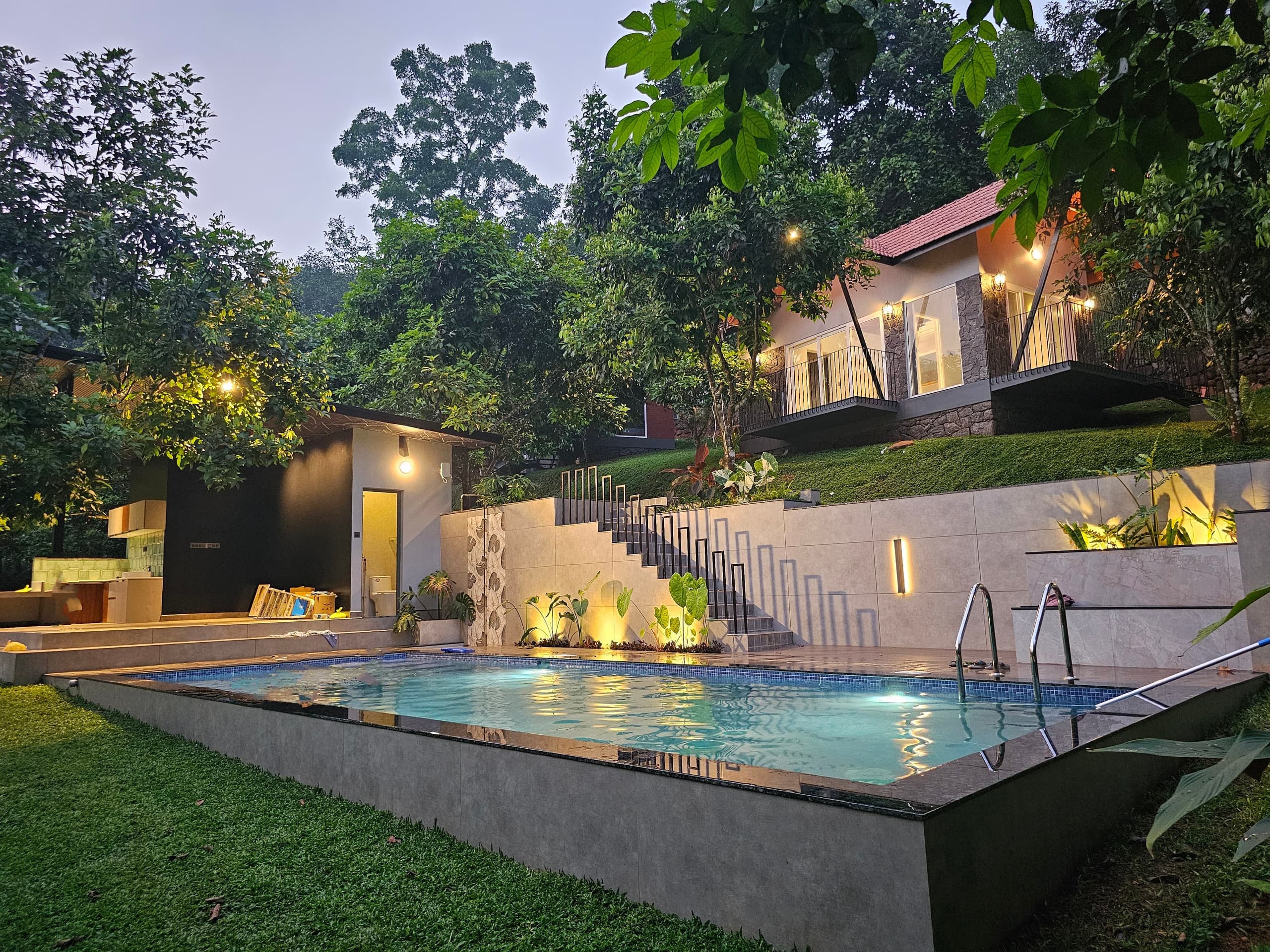 Treely Stays -Luxury Pool Cottages -Farm Stay