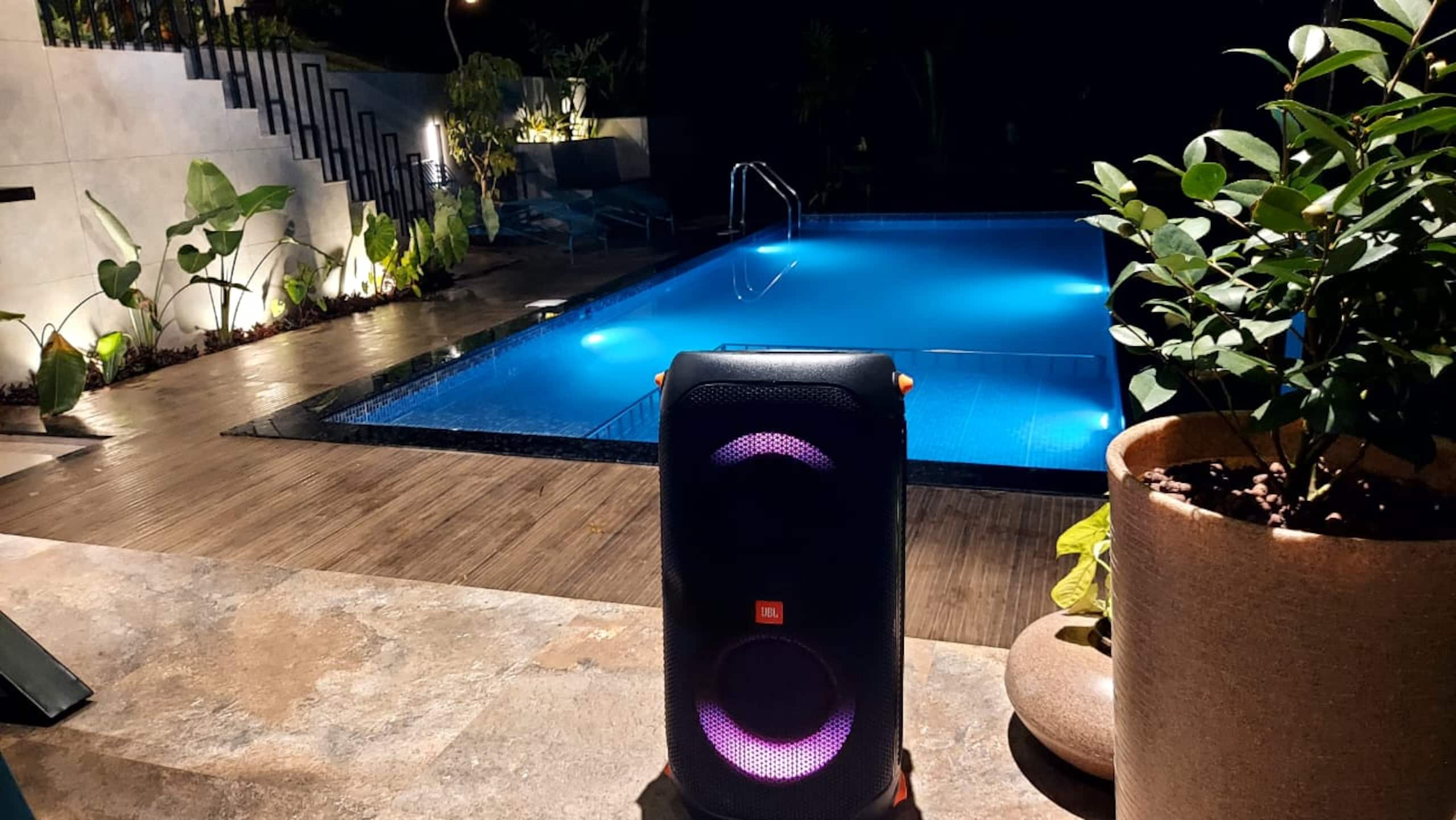 Treely Stays -Luxury Pool Cottages -Farm Stay 4