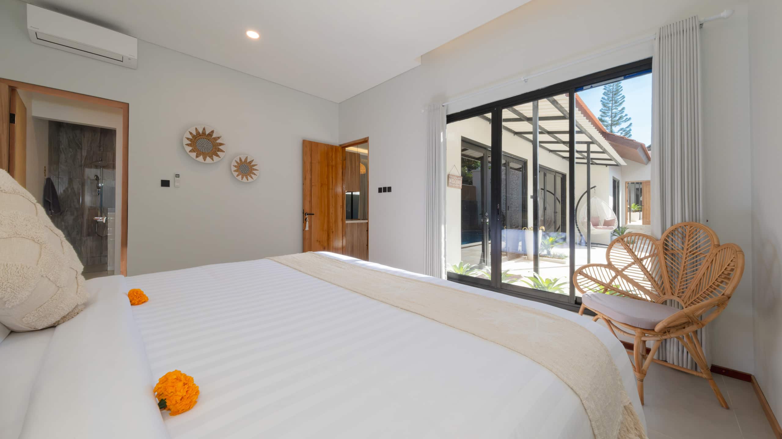 Ubud 3BR Villa + Free Airport Pickup 20
