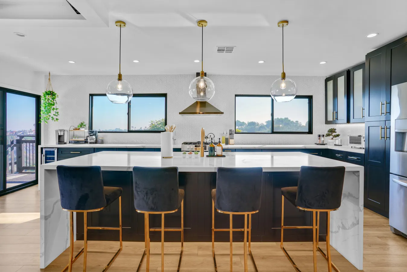 The Hilltop: Los Angeles, CA 8