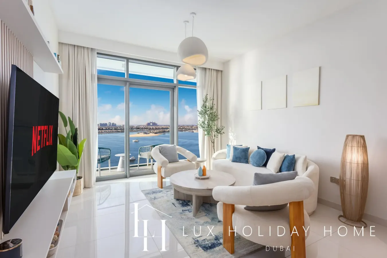 LUX | The Atlantis View Luxury Beach Suite 2