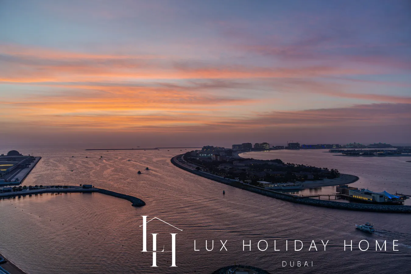 LUX The Atlantis View Luxury Beach Suite 2 9