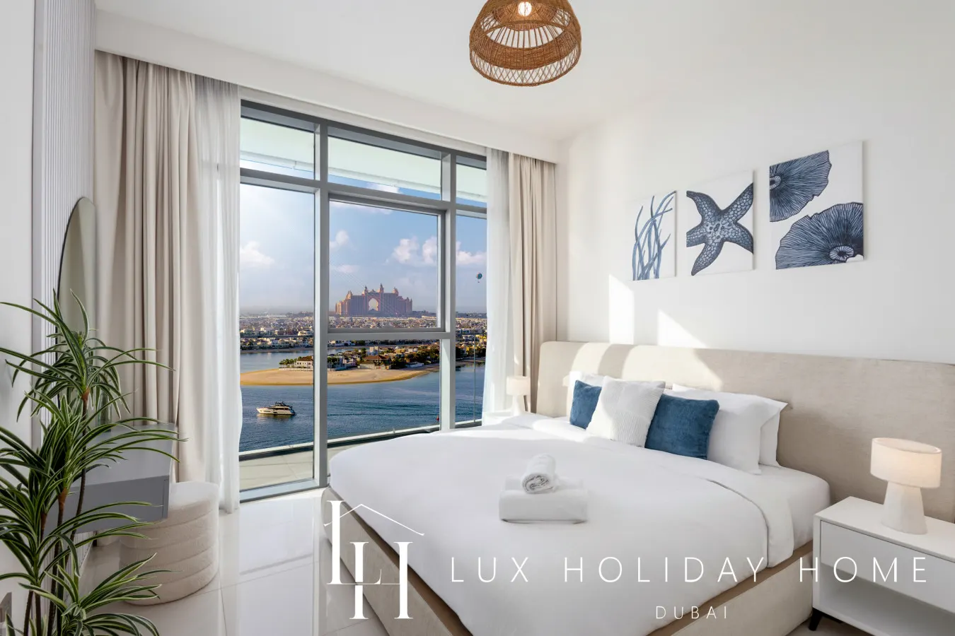LUX The Atlantis View Luxury Beach Suite 2 11