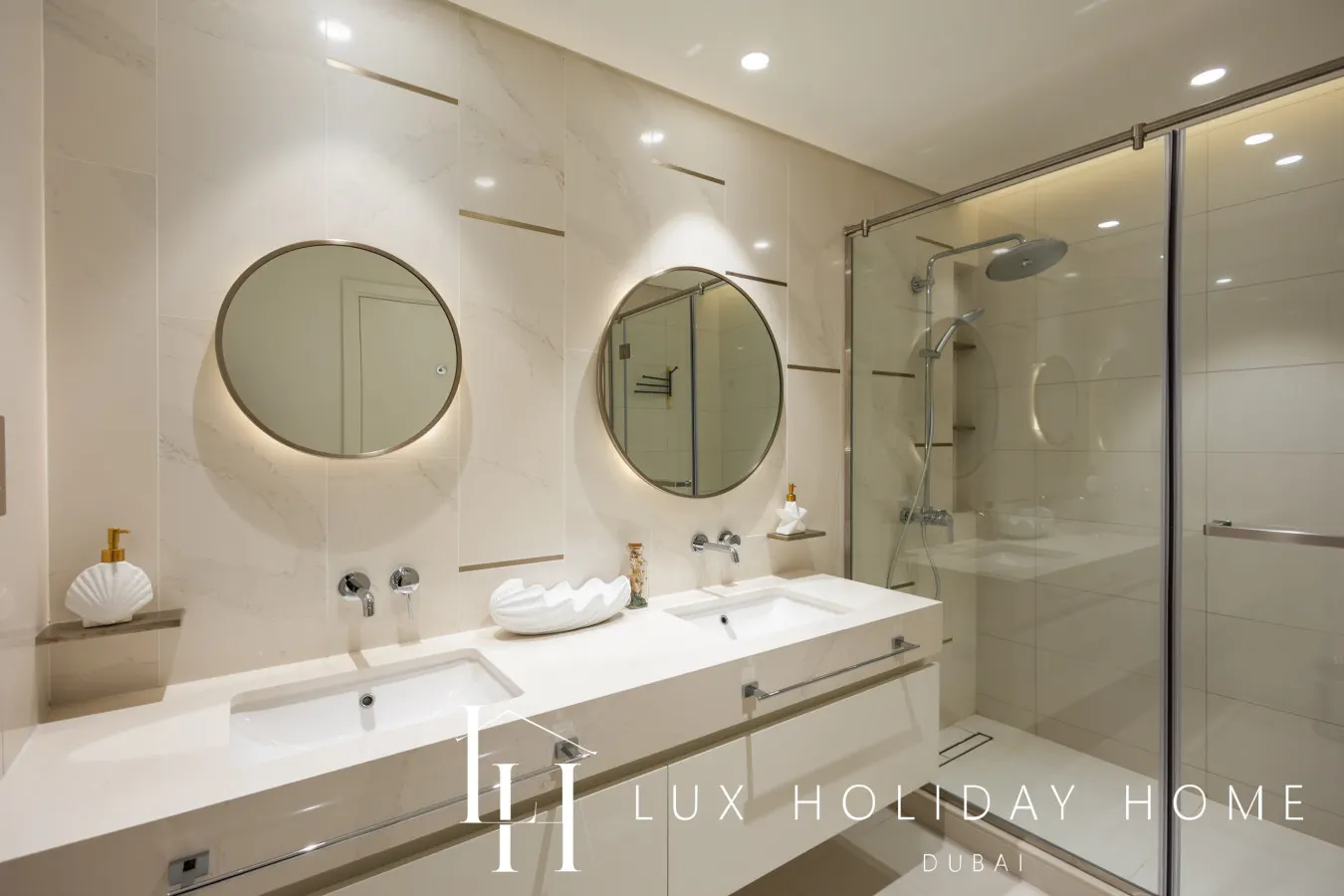LUX The Atlantis View Luxury Beach Suite 2 16