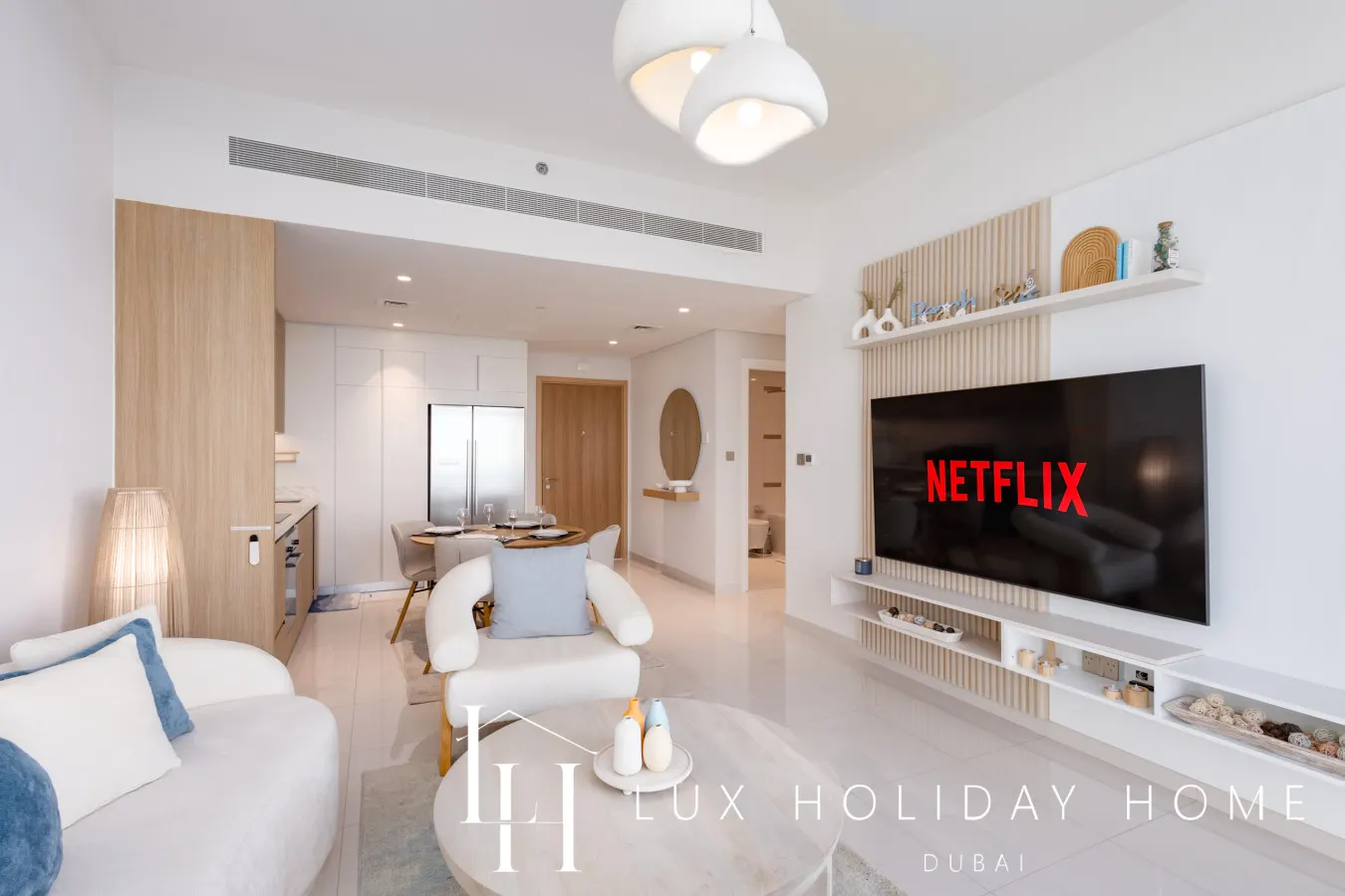 LUX The Atlantis View Luxury Beach Suite 2 7