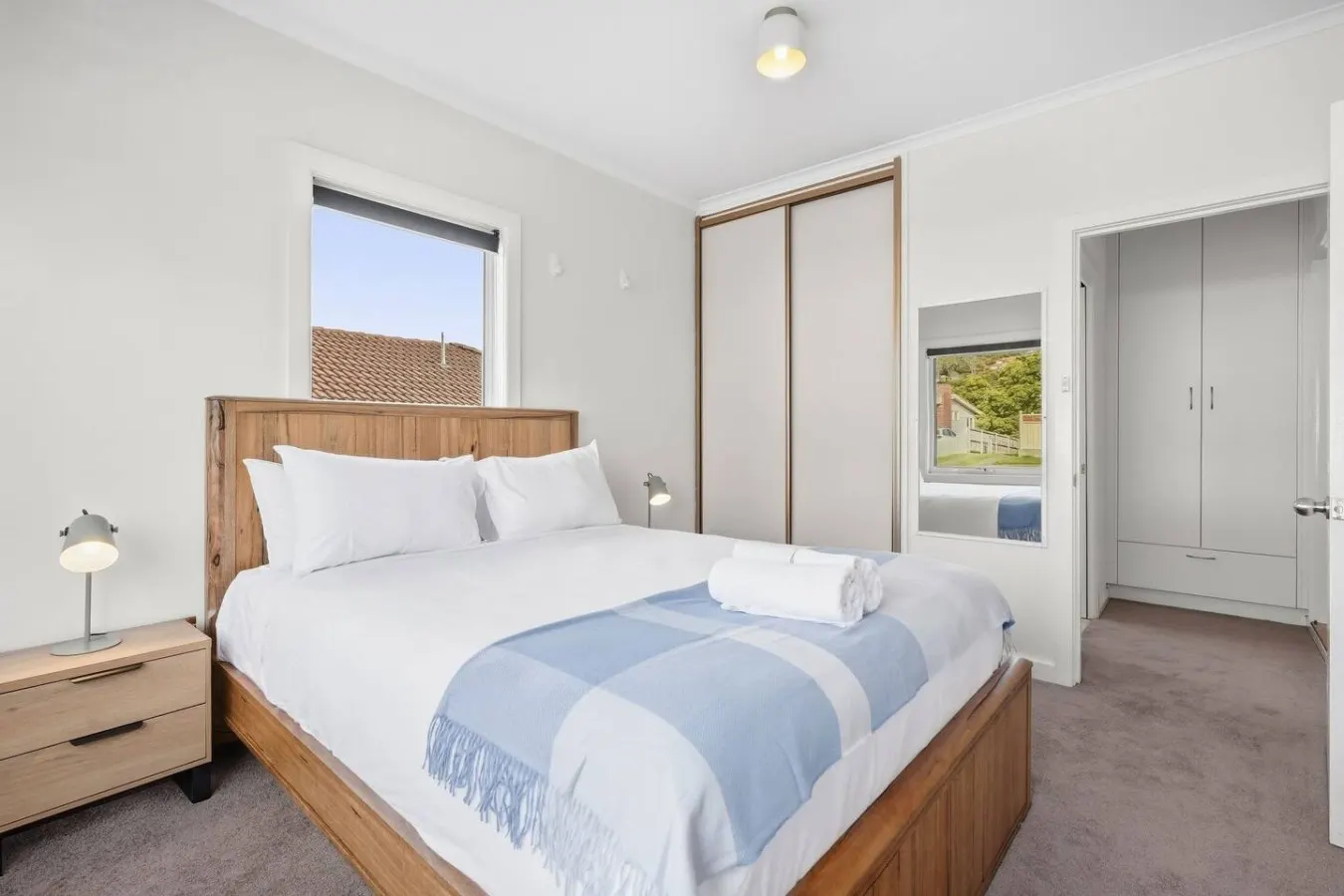 River & Mountain View Retreat Sleeps 8 19