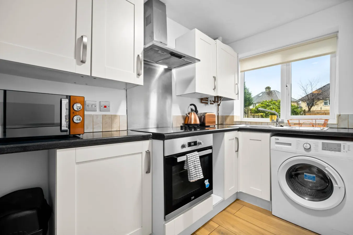 Five Bedrooms - Five Bathrooms - Off Street Parking - Garden 18