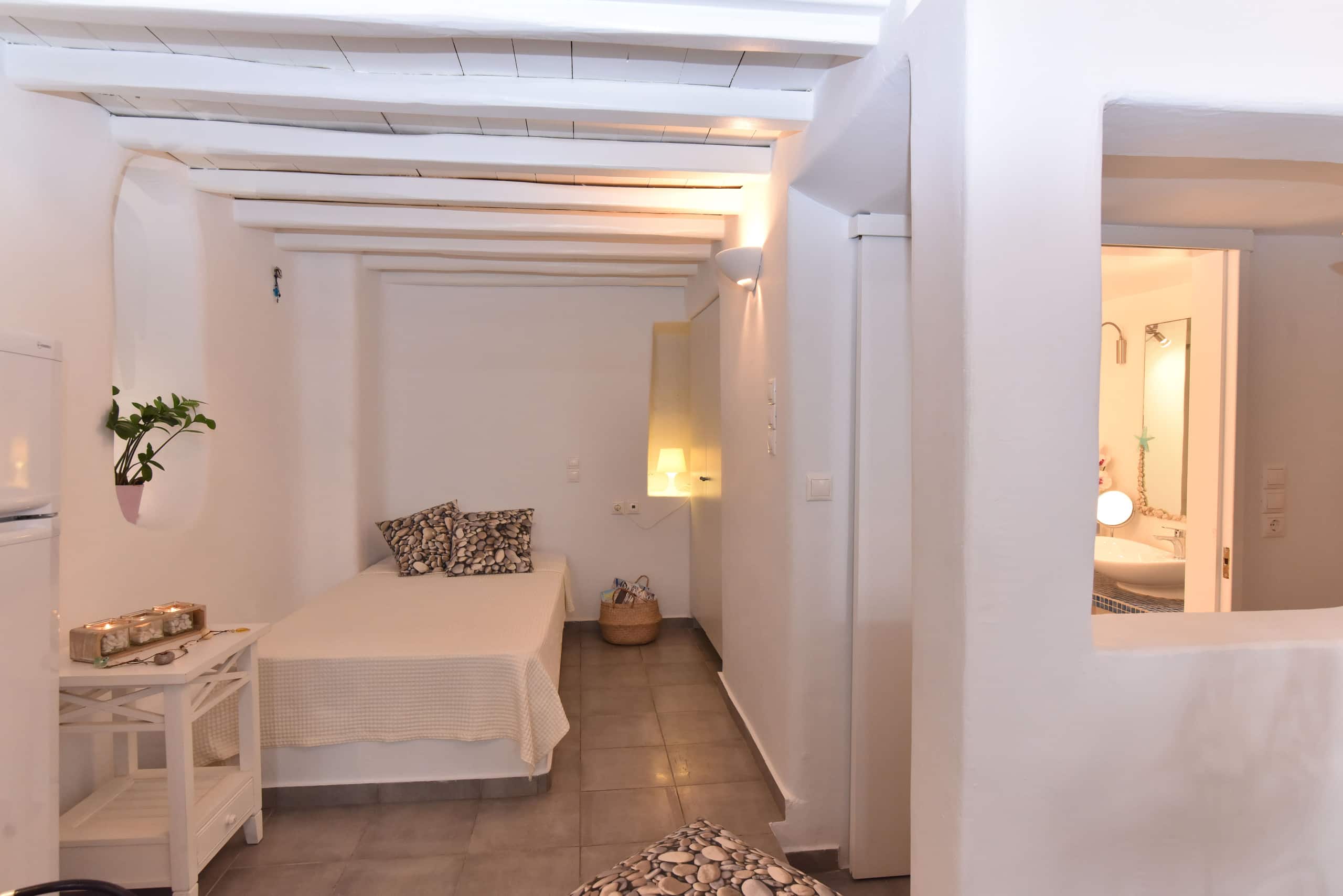 Elegant Cycladic Loft · Prime Mykonos Town — photo 4