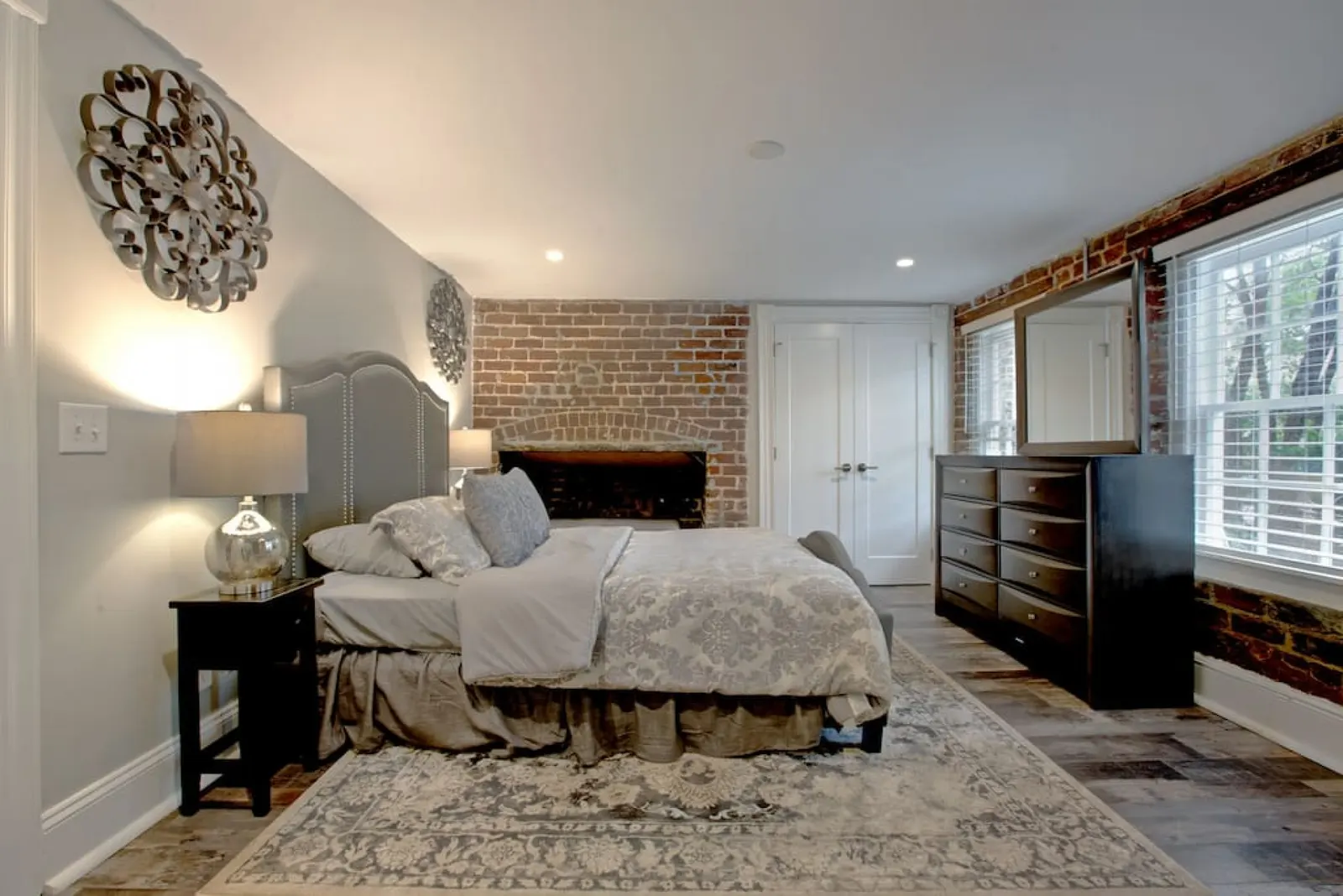 236 Oglethorpe st A Restored Historic Home 5 bedroom, 5 bath w/ 7 beds 11
