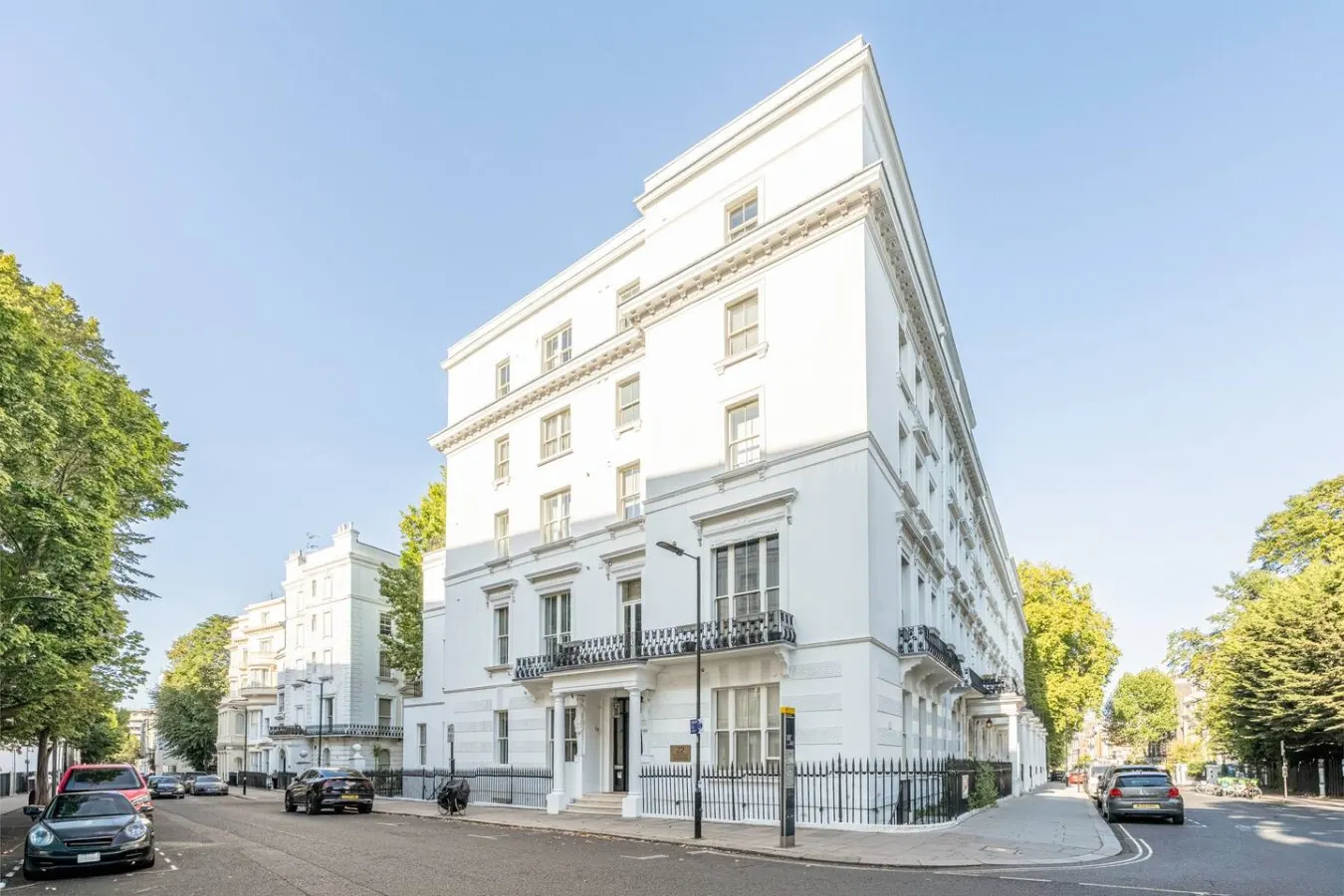Luxury Hyde Park Duplex | Private Terrace — photo 4