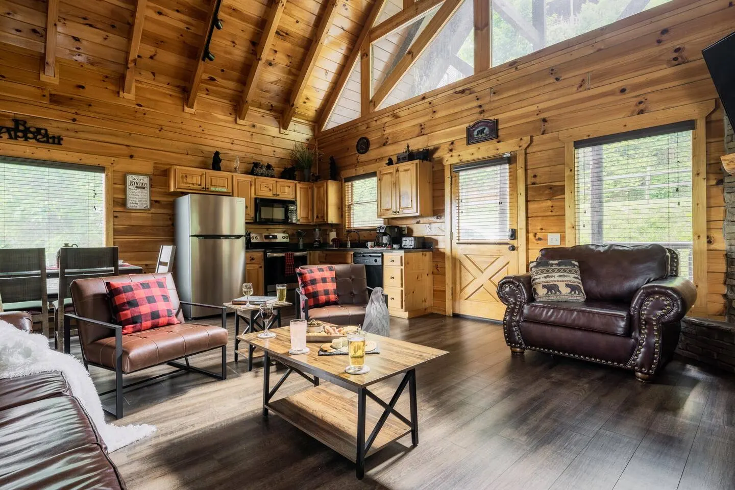 Epic Smoky Mtn Views, Theater, Hot Tub, Sleeps 14 10