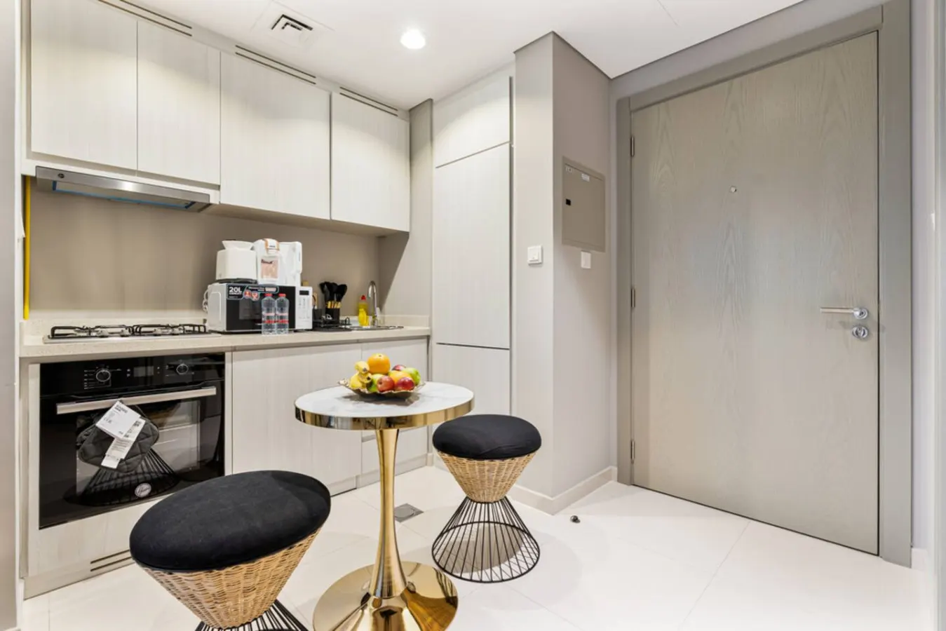 Stylish 1-Bedroom Retreat Near Downtown 16