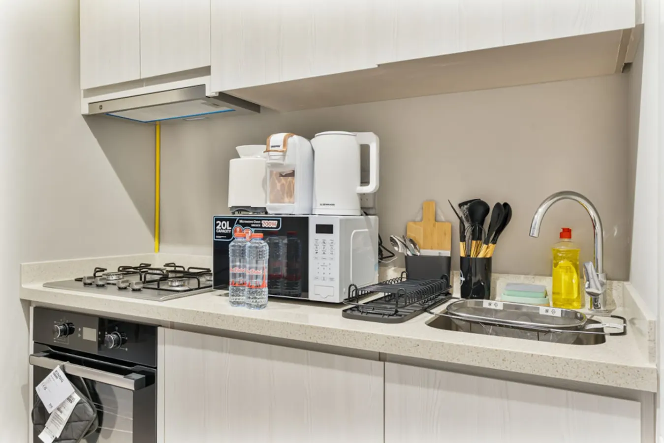 Stylish 1-Bedroom Retreat Near Downtown 19