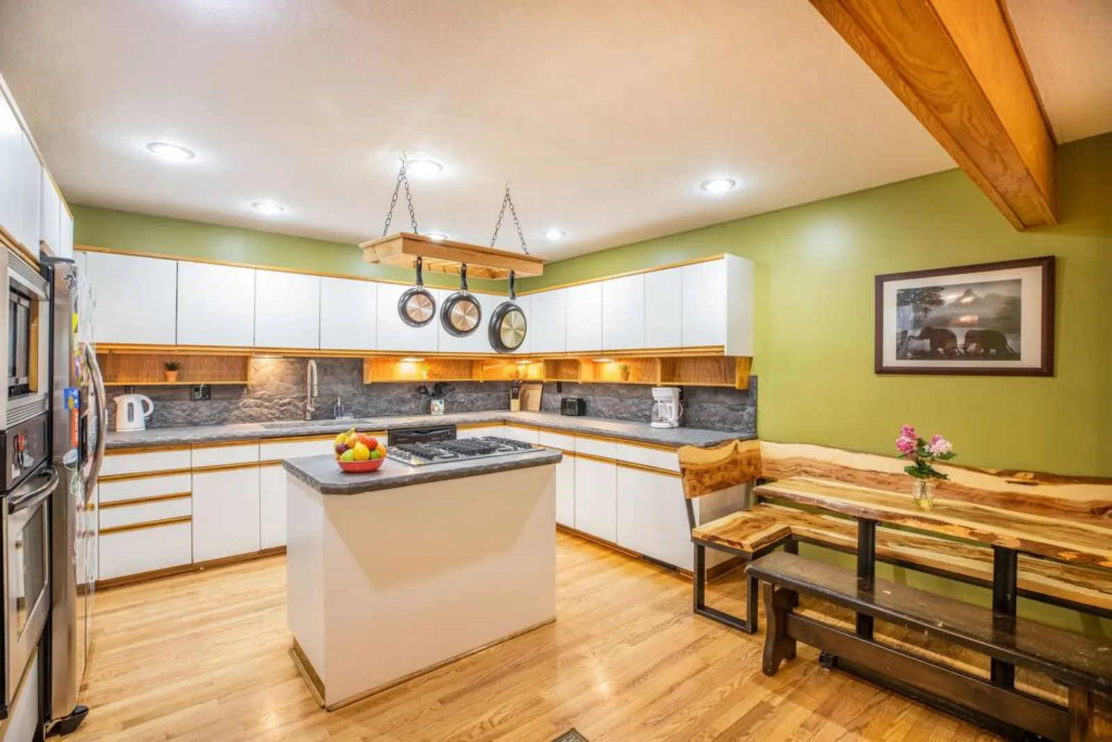 Little Cottonwood Retreat Near Alta and Snowbird | Sauna + Pool Table | Sleeps 16 — photo 2