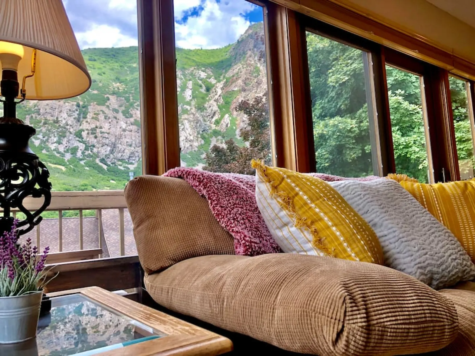 Little Cottonwood Retreat Near Alta and Snowbird Sauna + Pool Table Sleeps 16 12